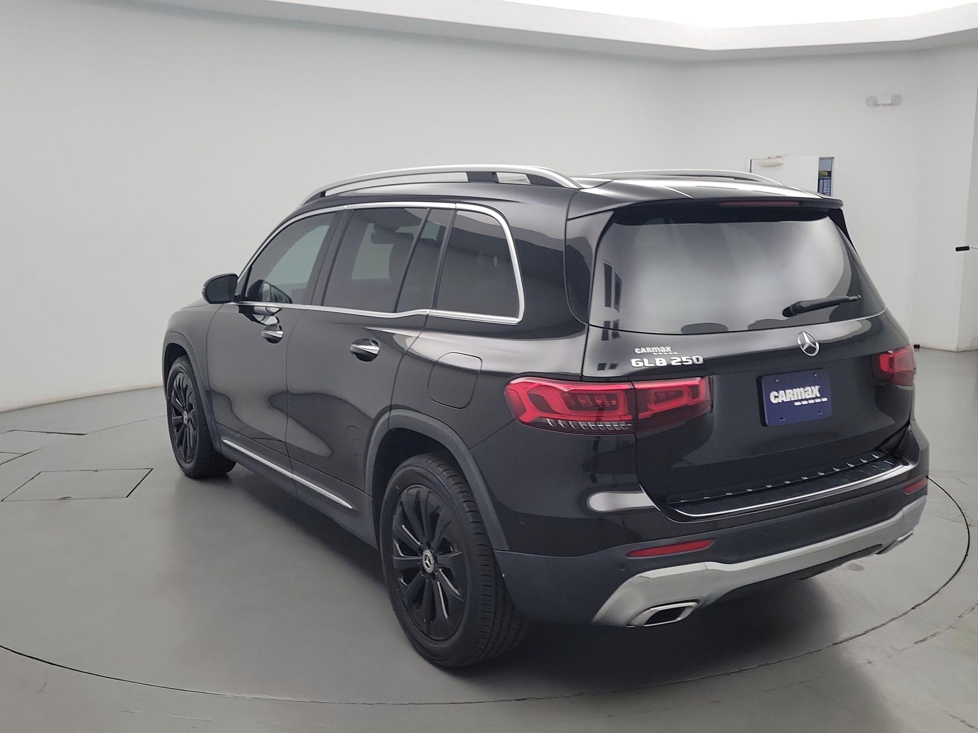 Thumbnail: 2023 Mercedes-Benz GLB - 7
