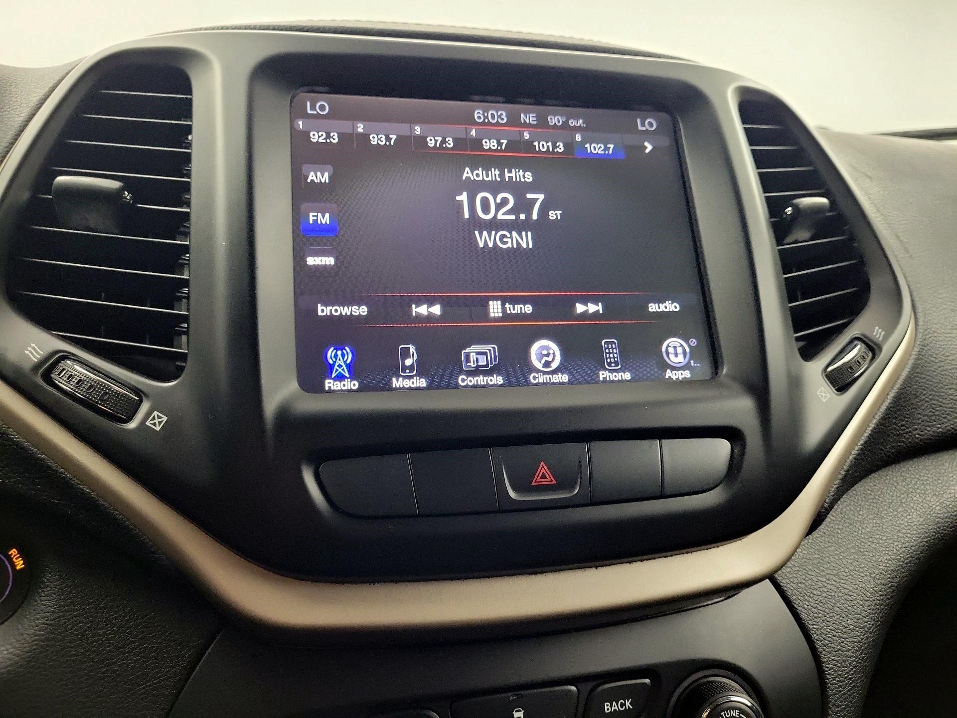 Thumbnail: 2015 Jeep Cherokee - 13