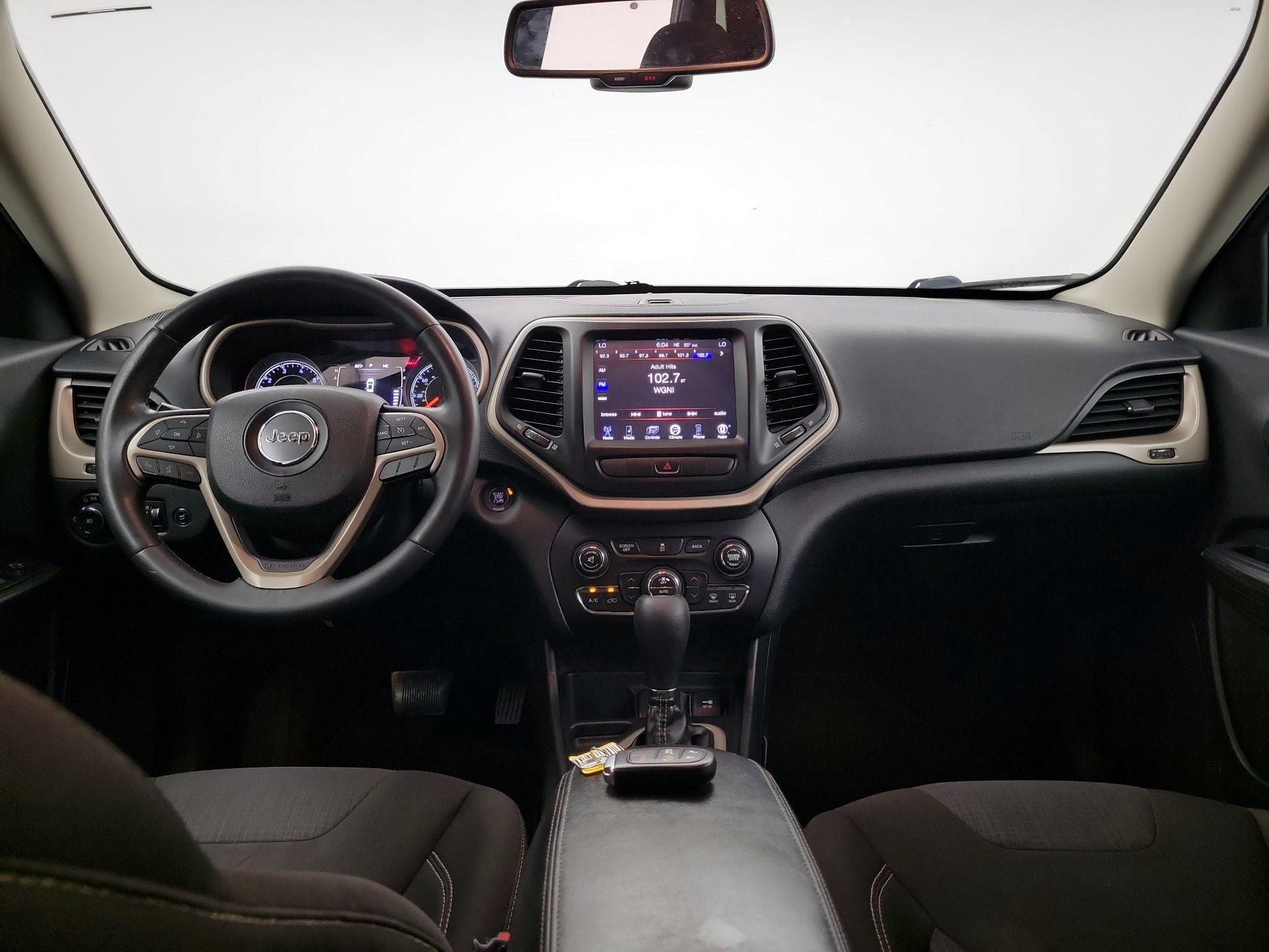 Thumbnail: 2015 Jeep Cherokee - 8