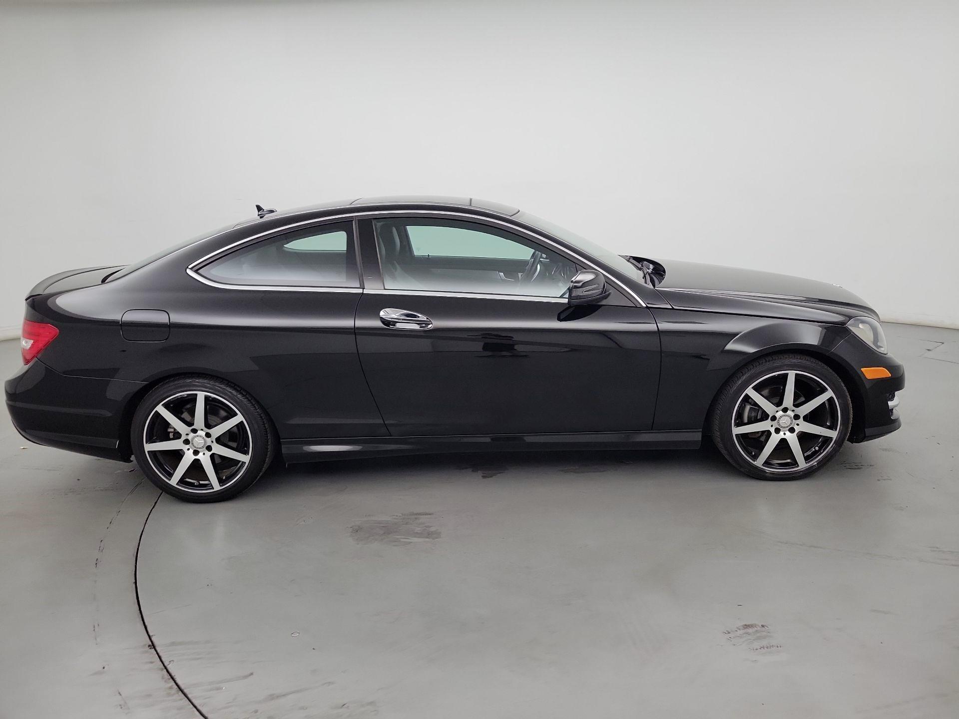 Thumbnail: 2015 Mercedes-Benz C-Class - 4