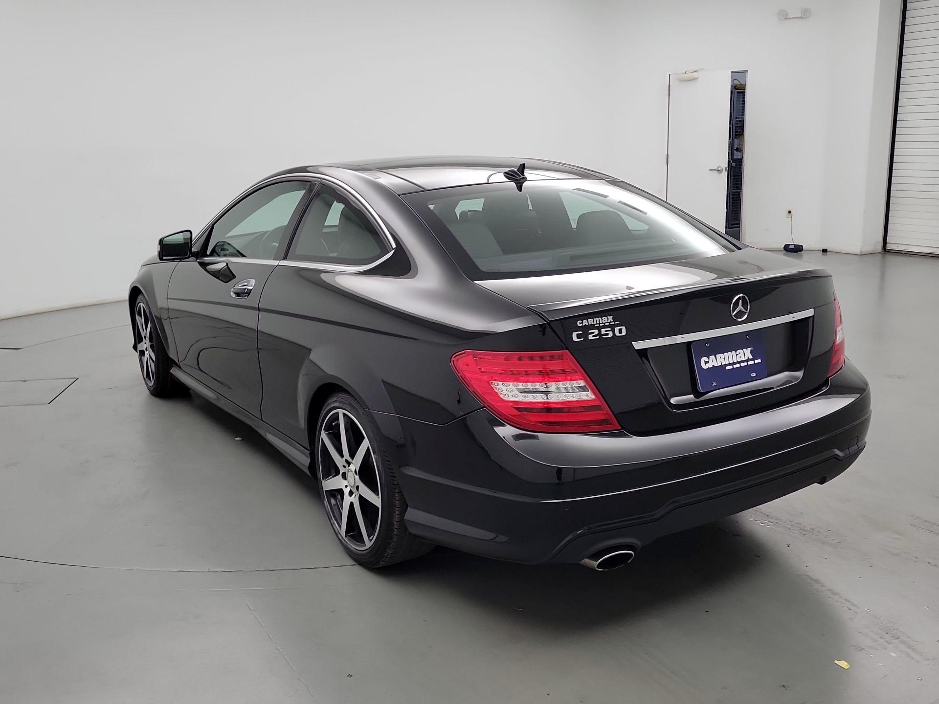 Thumbnail: 2015 Mercedes-Benz C-Class - 7