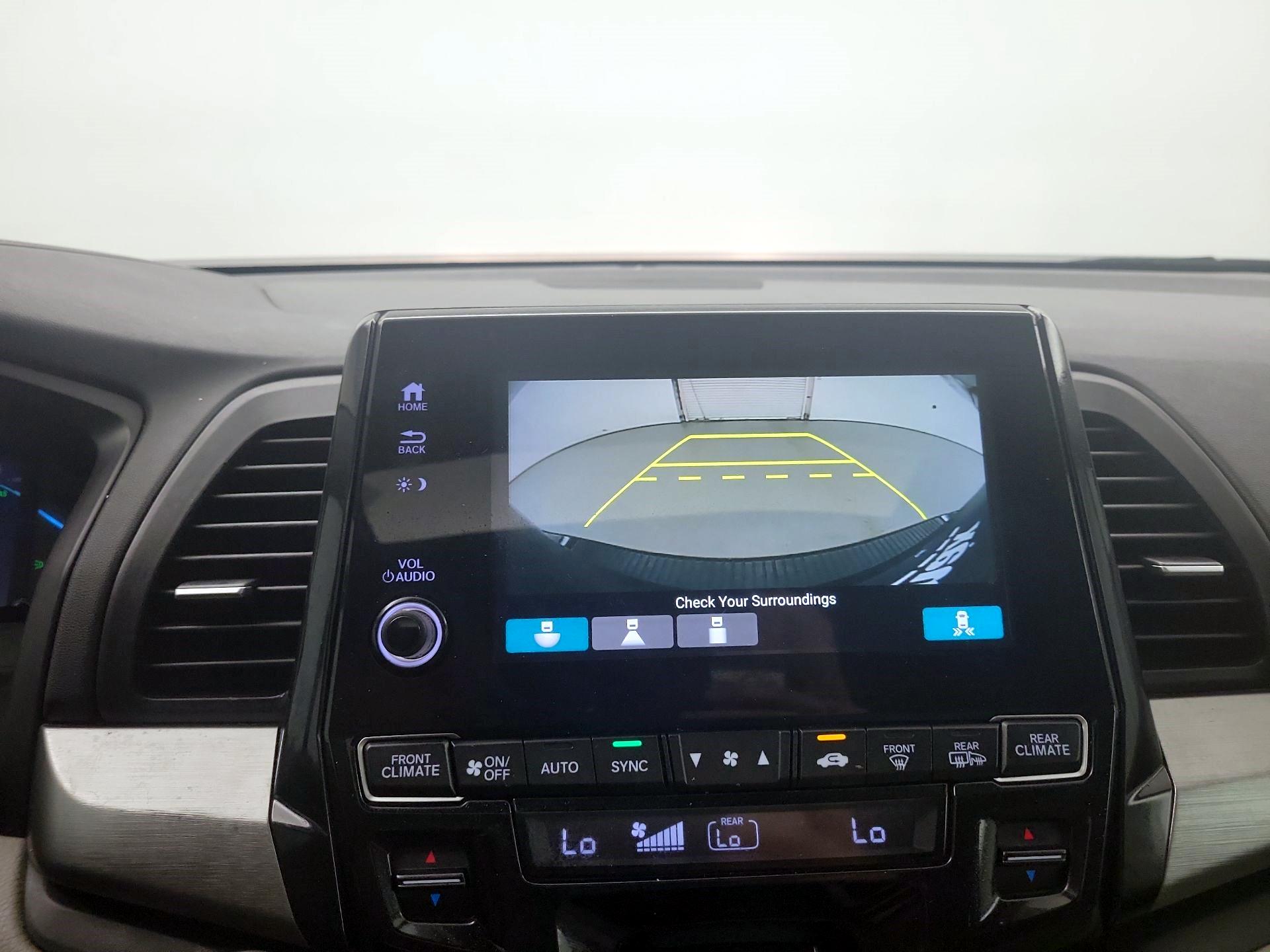 Thumbnail: 2018 Honda Odyssey - 12