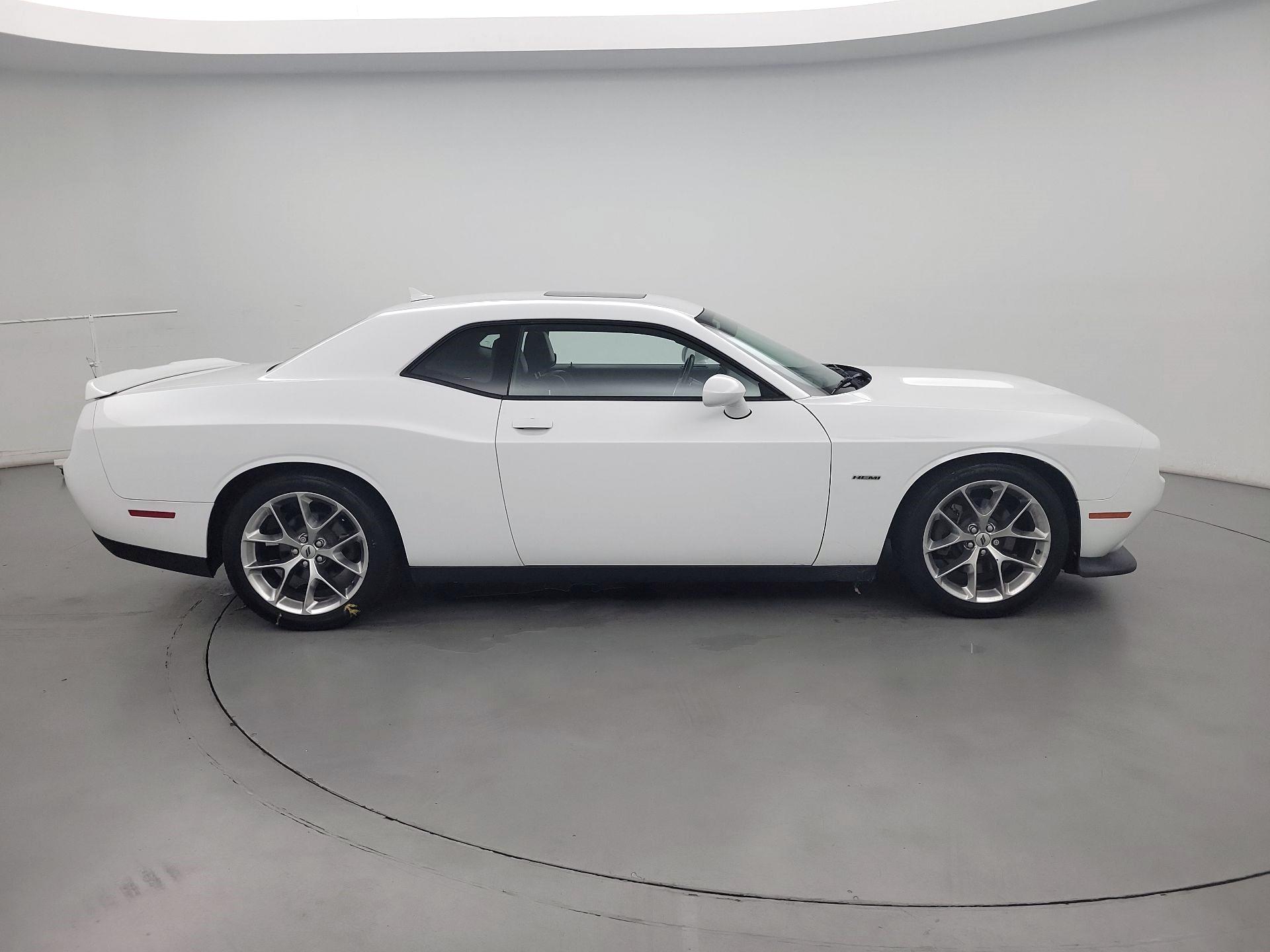 Thumbnail: 2019 Dodge Challenger - 4
