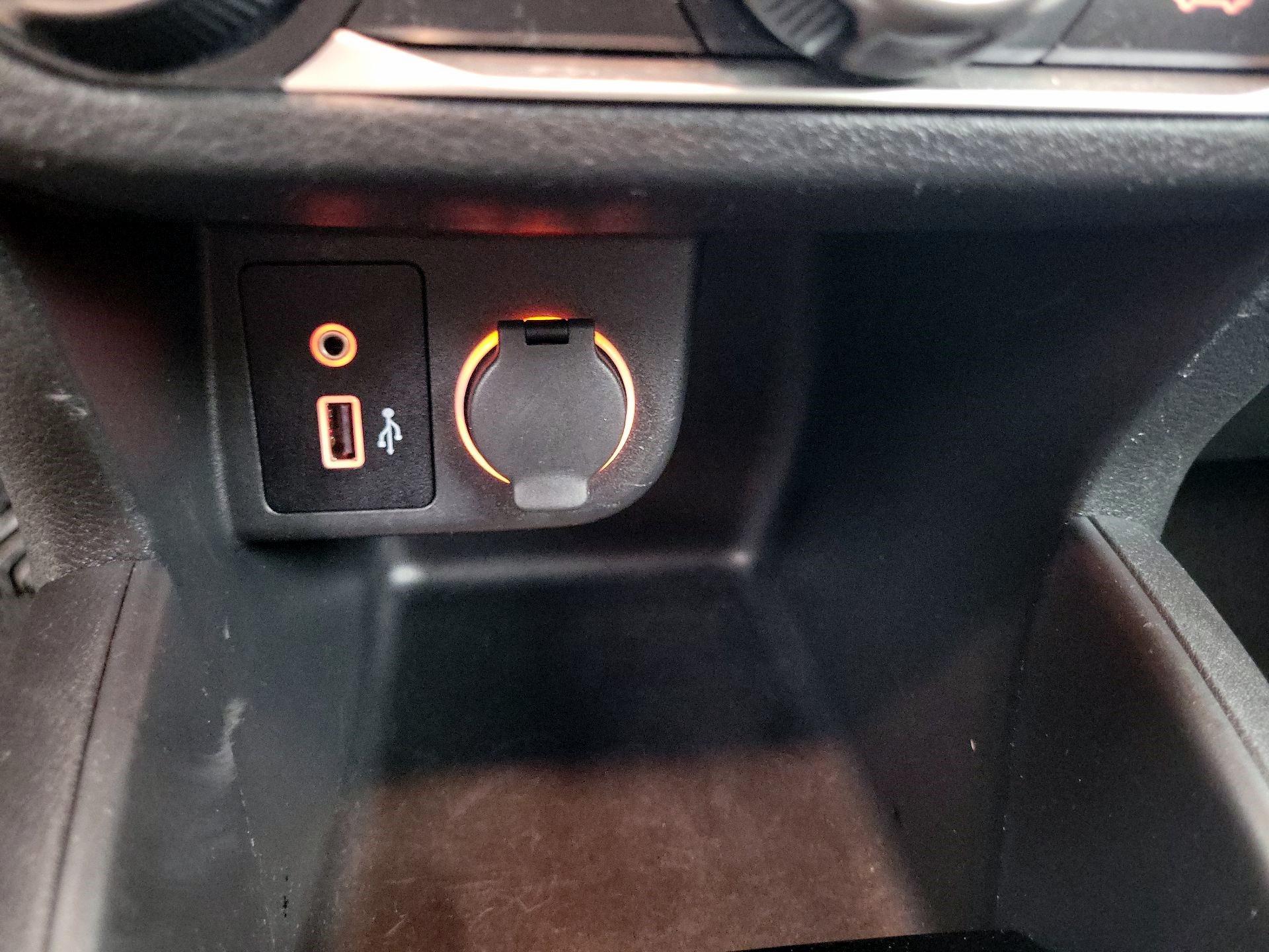 Thumbnail: 2021 Nissan Kicks - 16