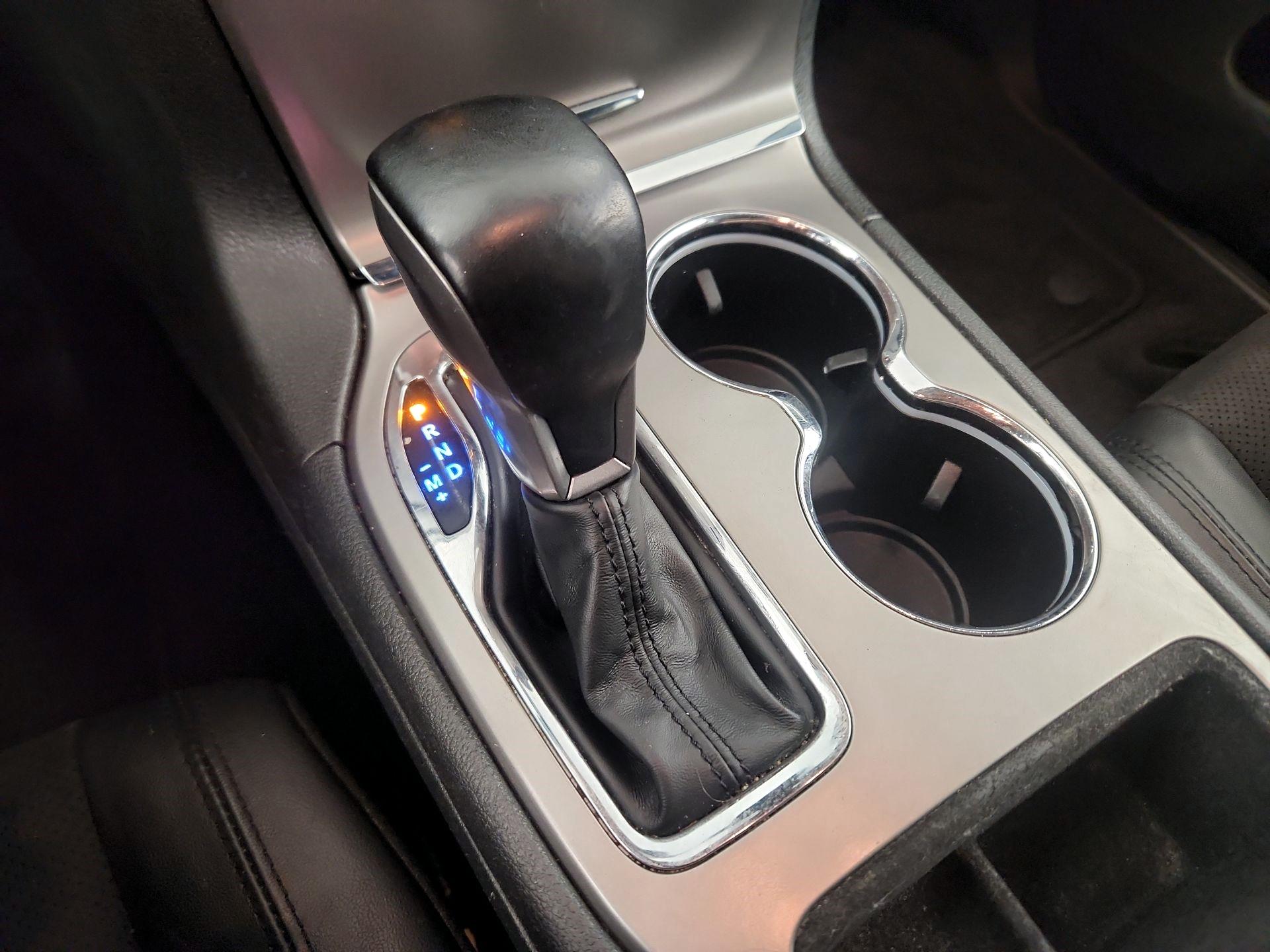 Thumbnail: 2021 Jeep Grand Cherokee - 16