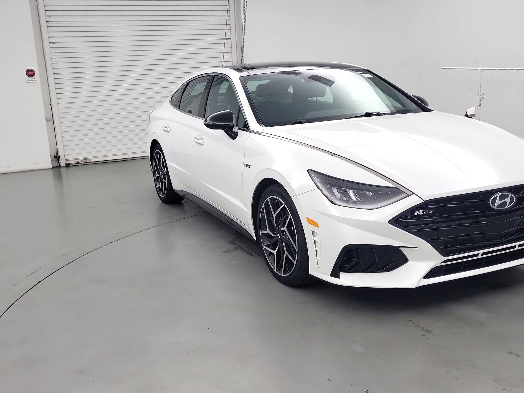Thumbnail: 2022 Hyundai Sonata - 1