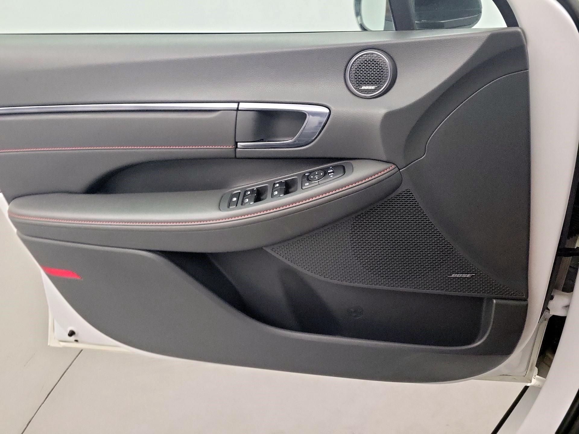 Thumbnail: 2022 Hyundai Sonata - 10