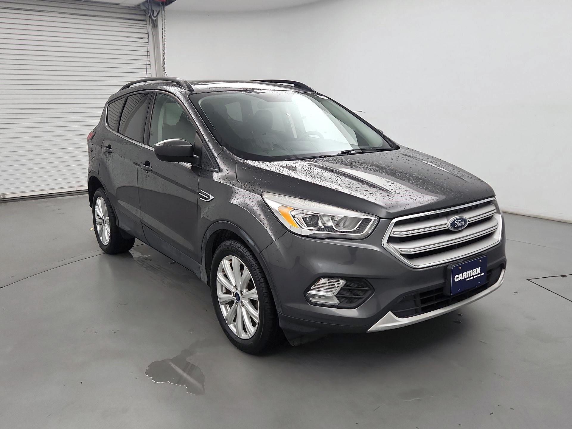 Thumbnail: 2019 Ford Escape - 1