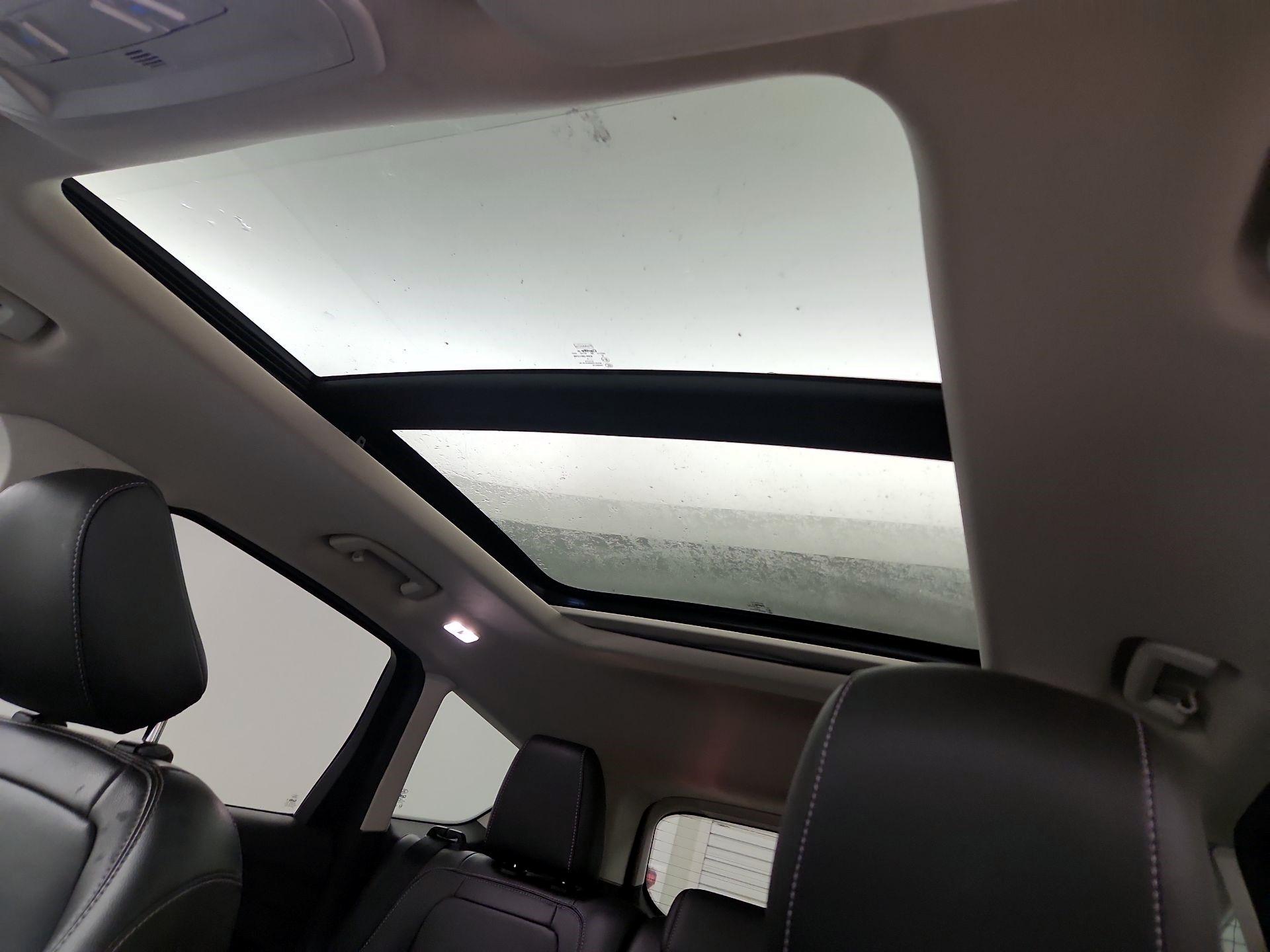 Thumbnail: 2019 Ford Escape - 16