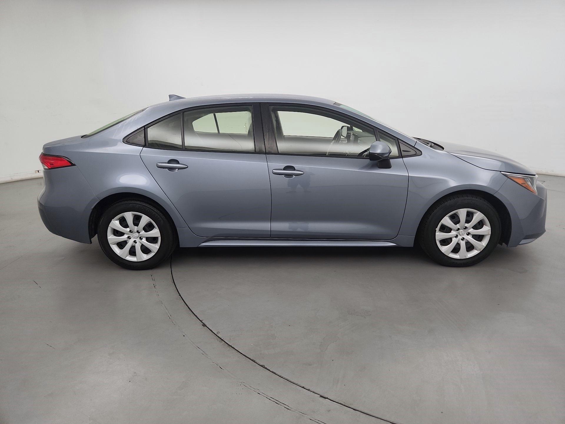 Thumbnail: 2022 Toyota Corolla - 4