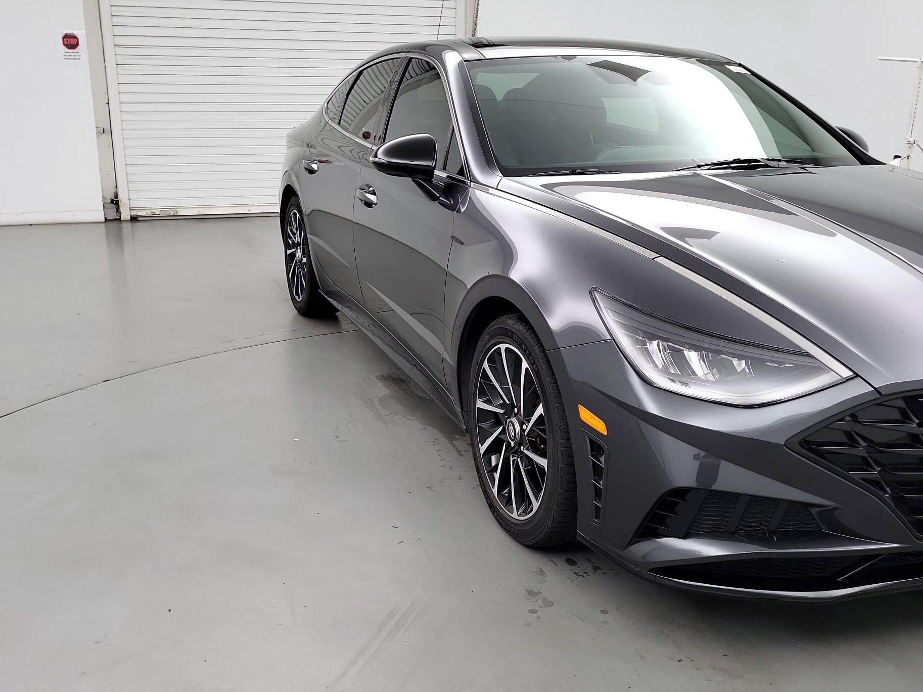 Thumbnail: 2020 Hyundai Sonata - 1