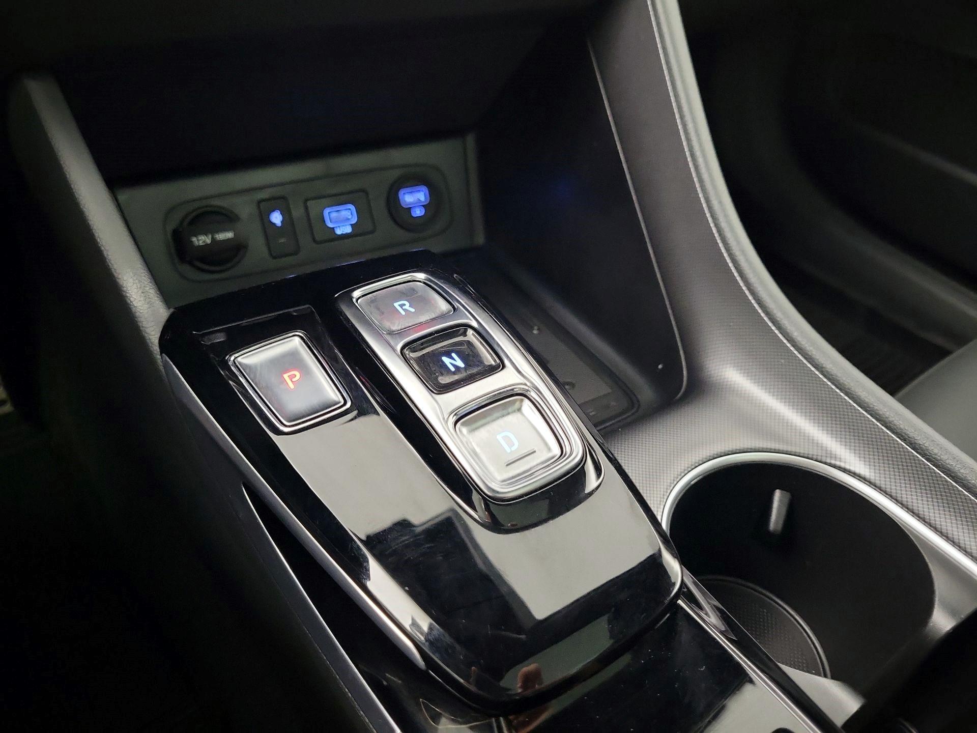 Thumbnail: 2020 Hyundai Sonata - 16