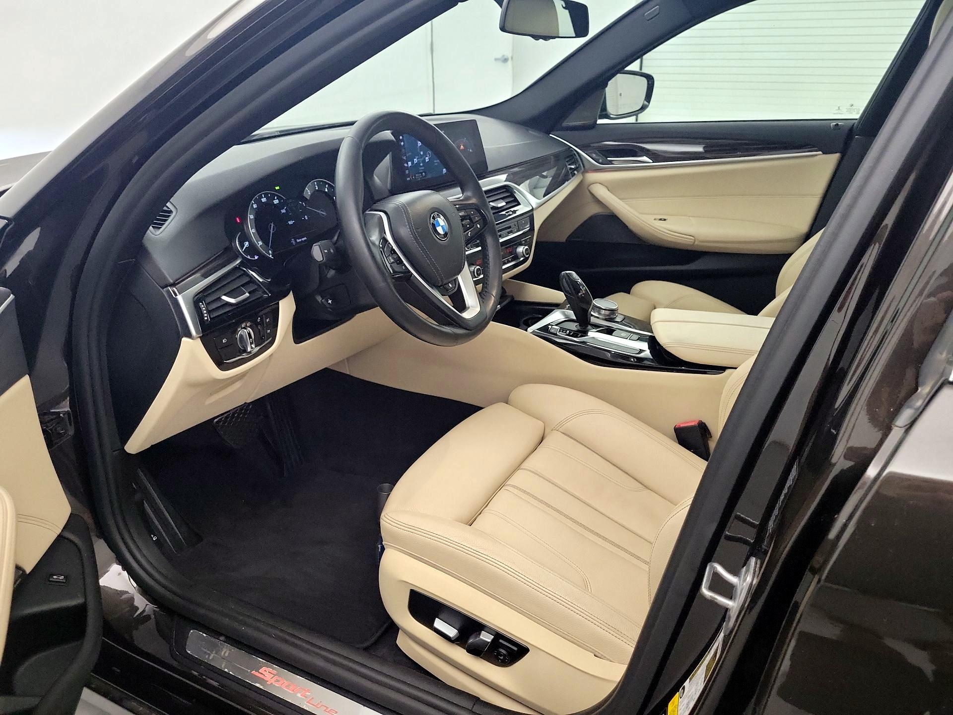 Thumbnail: 2017 BMW 5 Series - 9