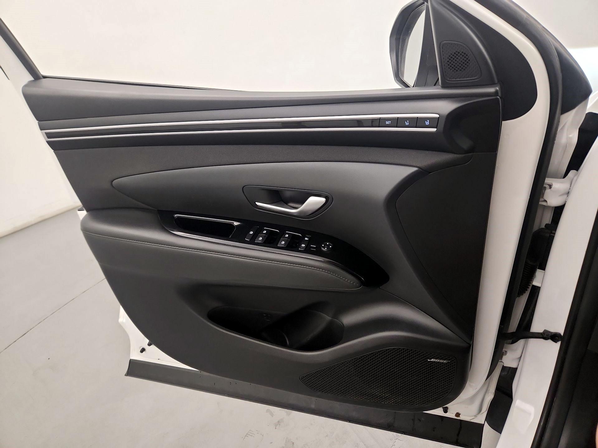 Thumbnail: 2023 Hyundai Tucson - 10
