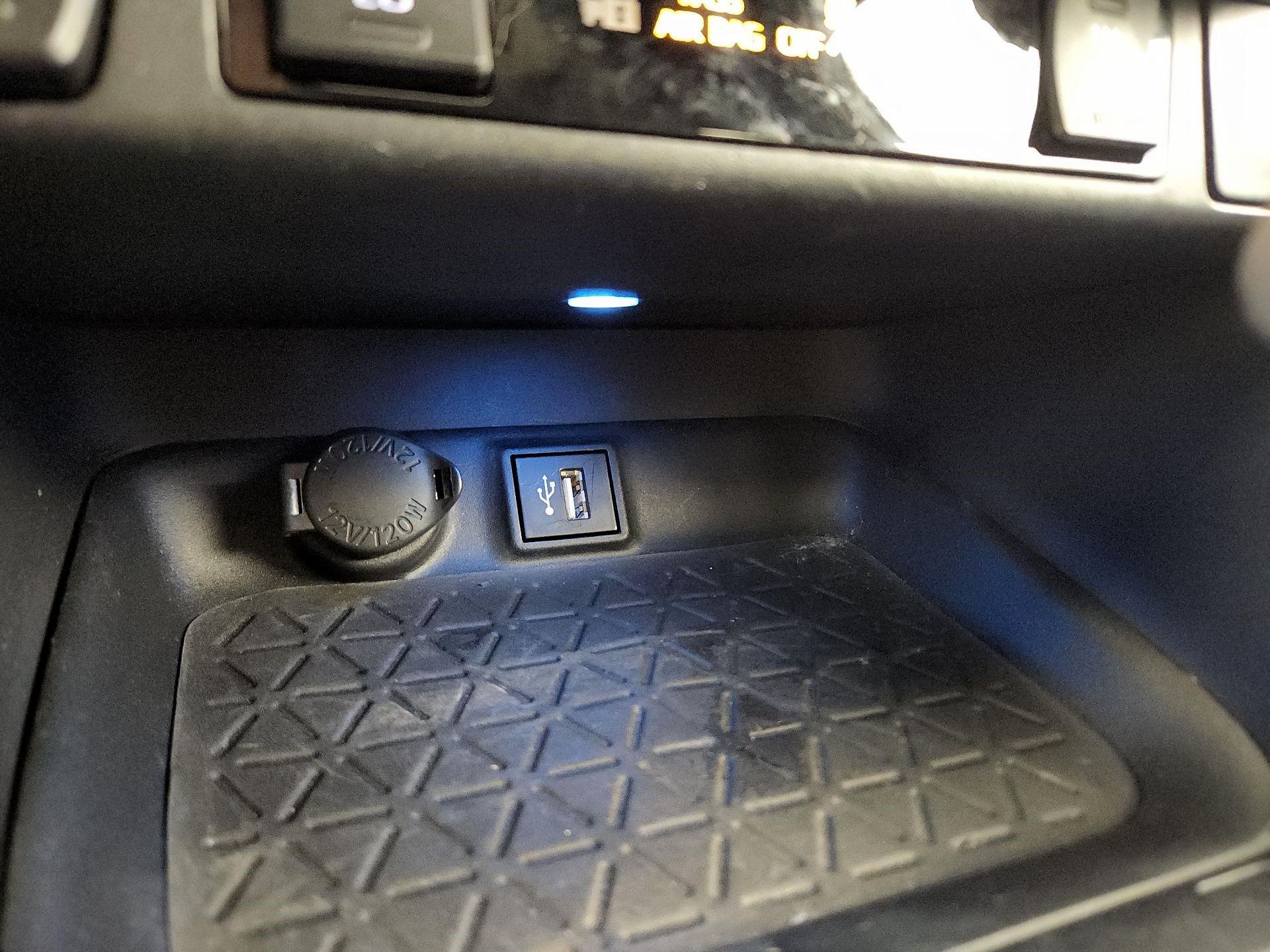 Thumbnail: 2023 Toyota RAV4 - 16