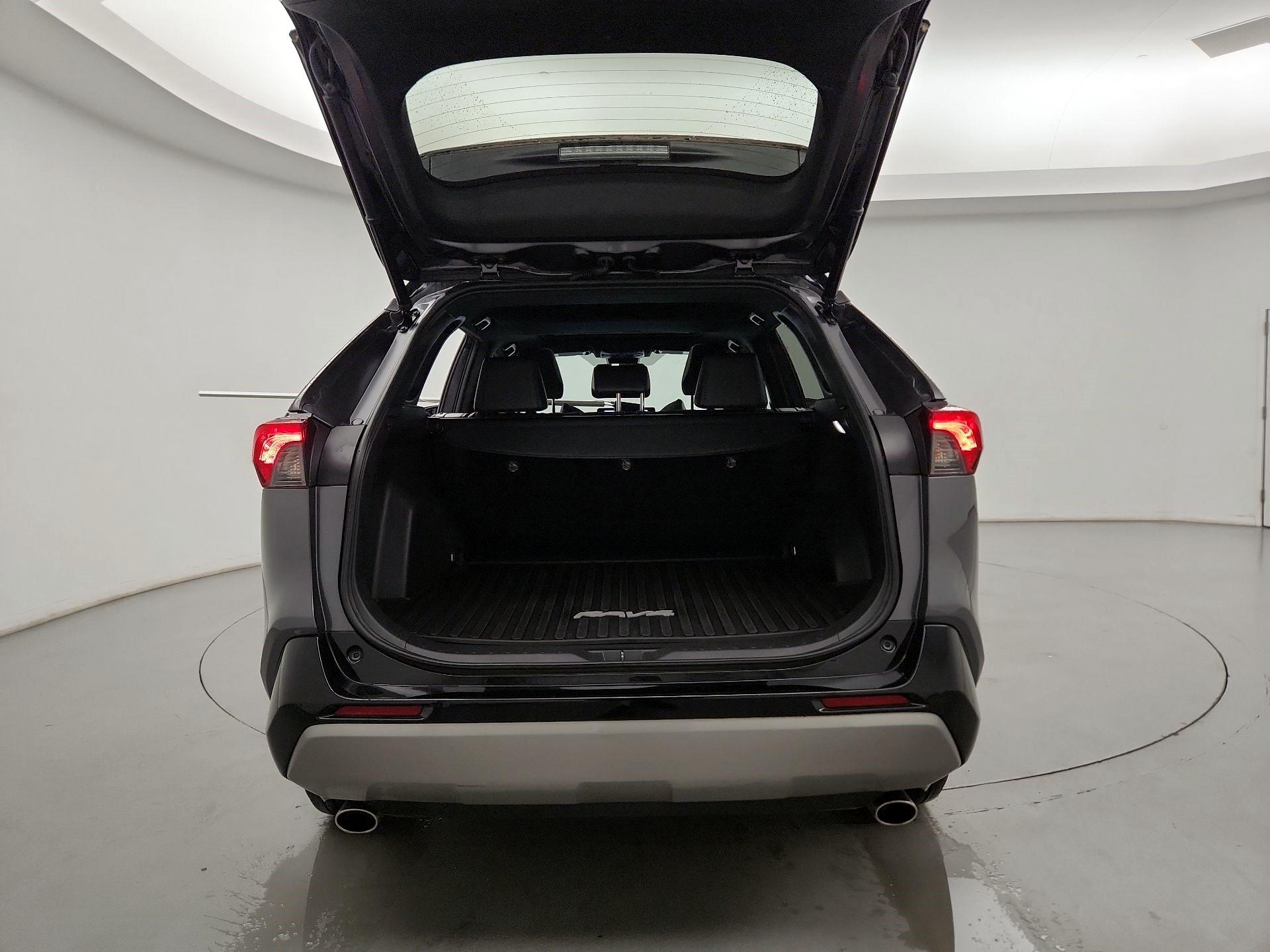 Thumbnail: 2023 Toyota RAV4 - 19