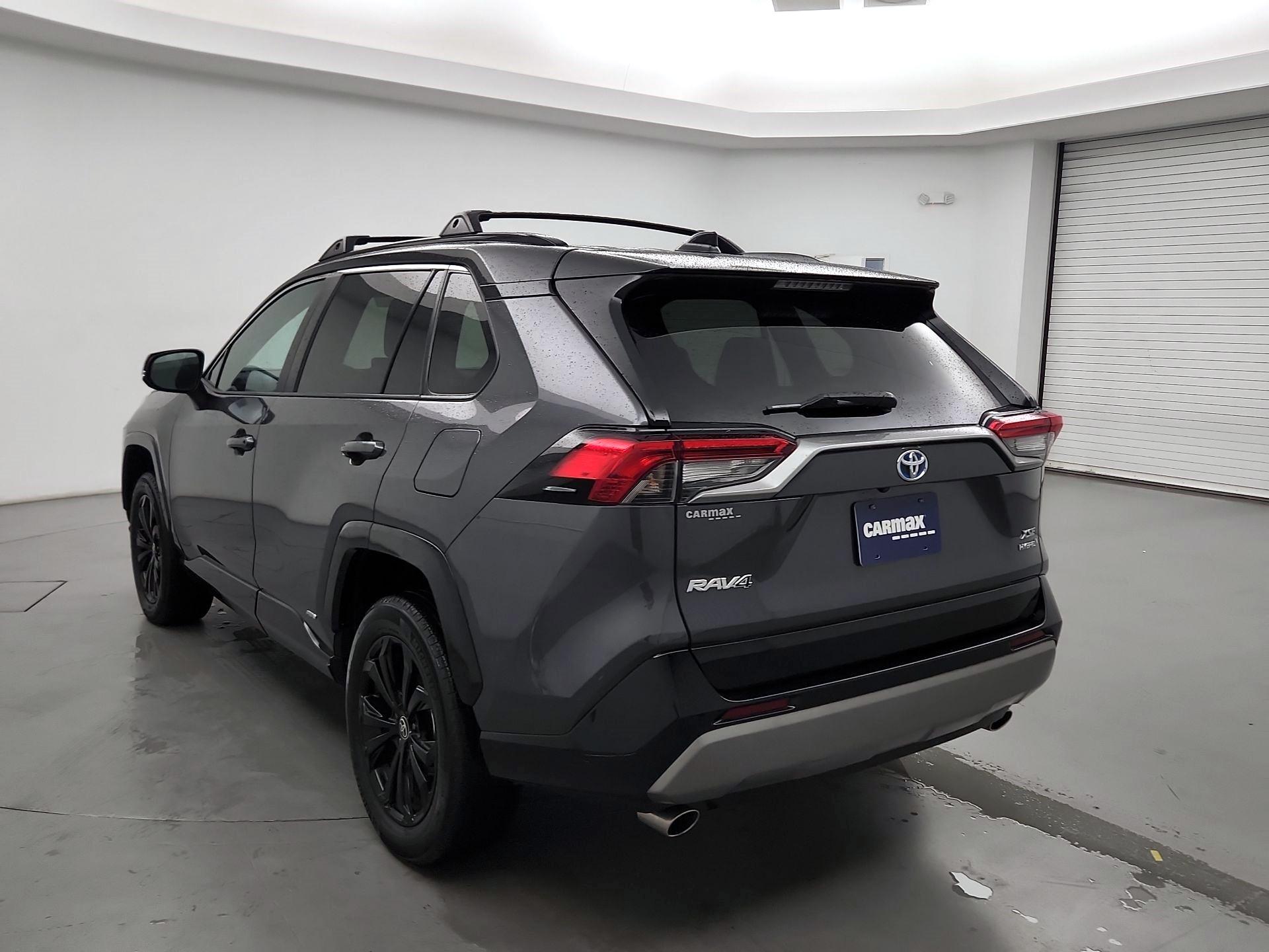 Thumbnail: 2023 Toyota RAV4 - 7
