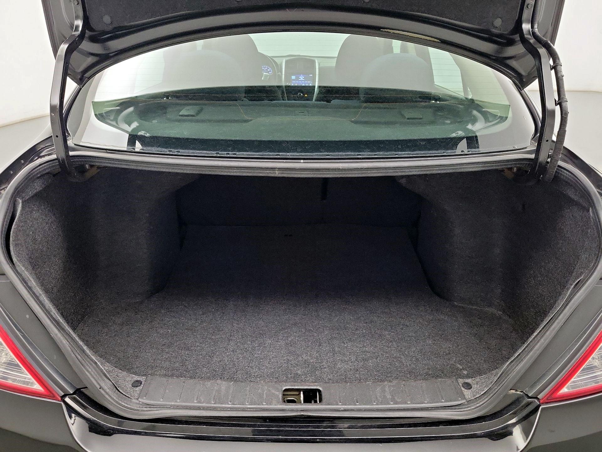 Thumbnail: 2019 Nissan Versa - 18