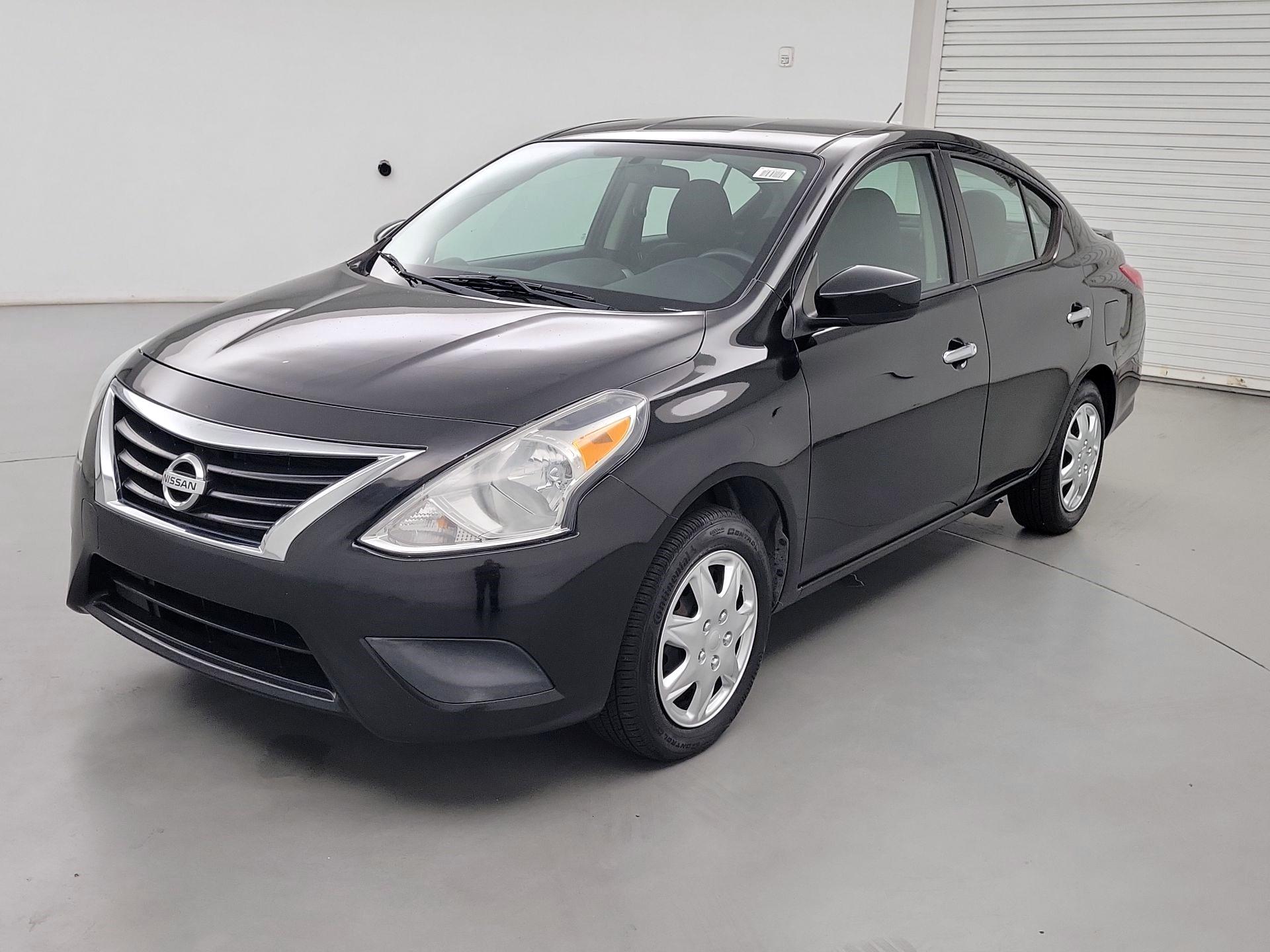 Thumbnail: 2019 Nissan Versa - 3