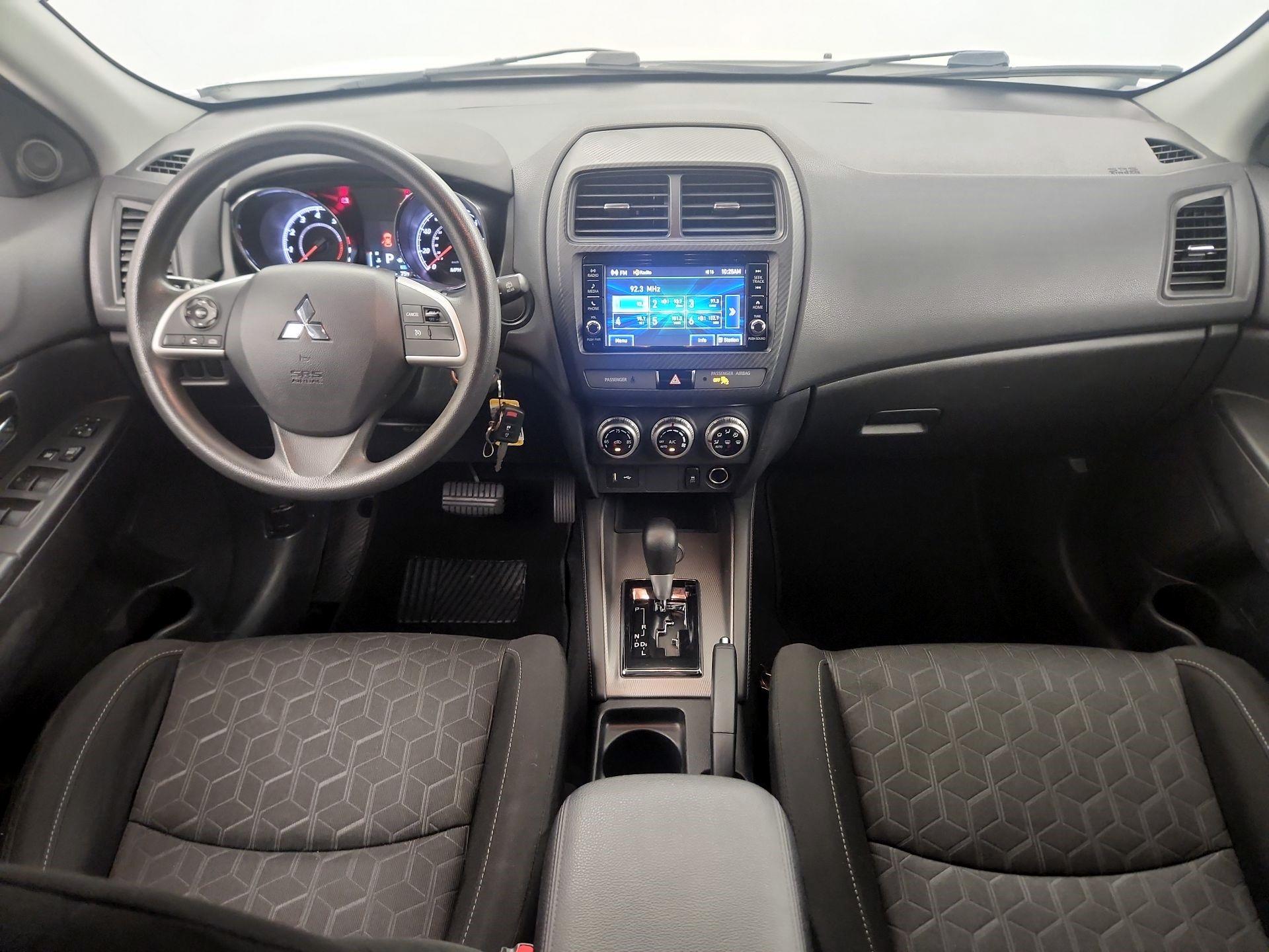 Thumbnail: 2020 Mitsubishi Outlander Sport - 8