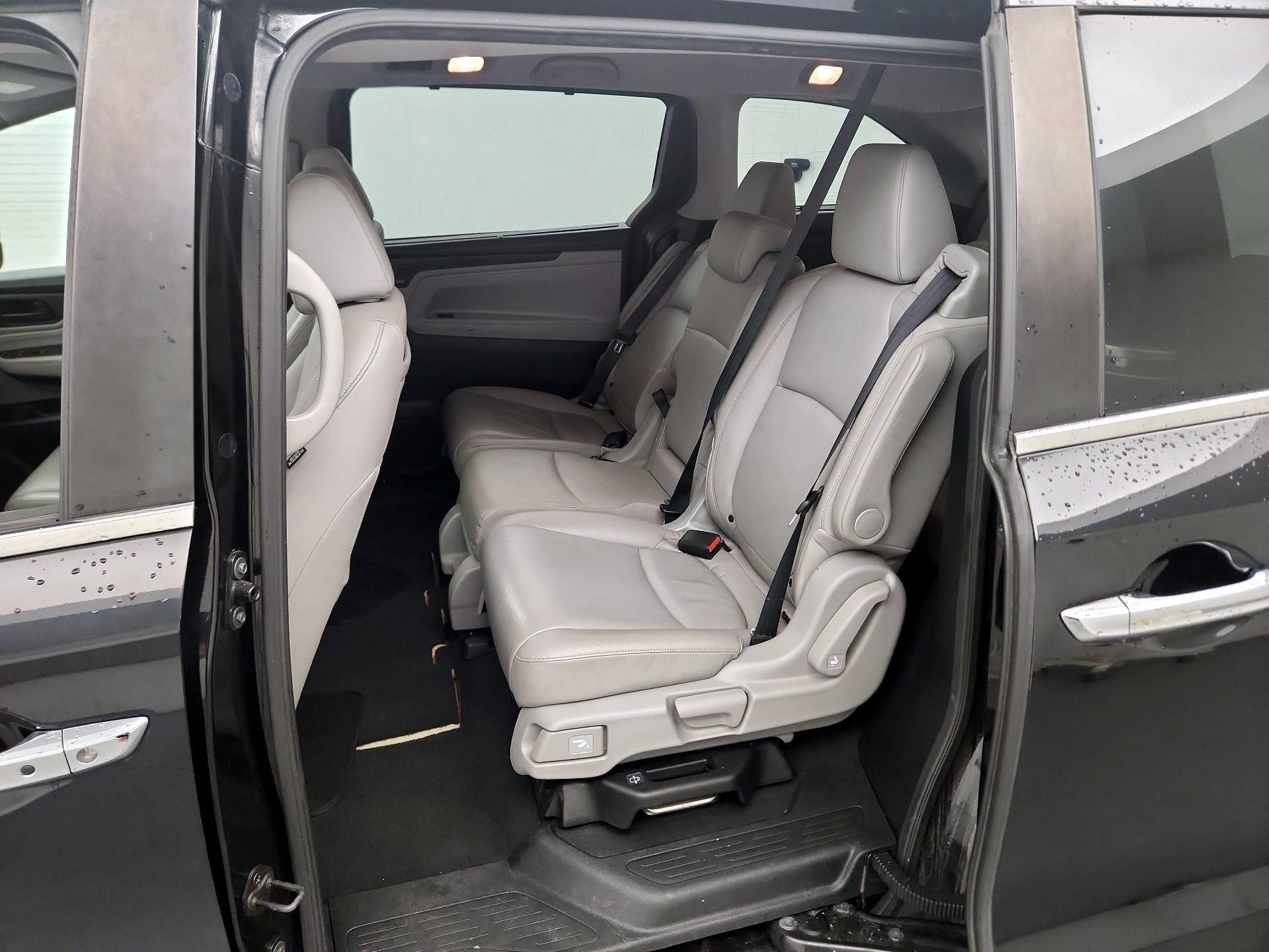 Thumbnail: 2018 Honda Odyssey - 20