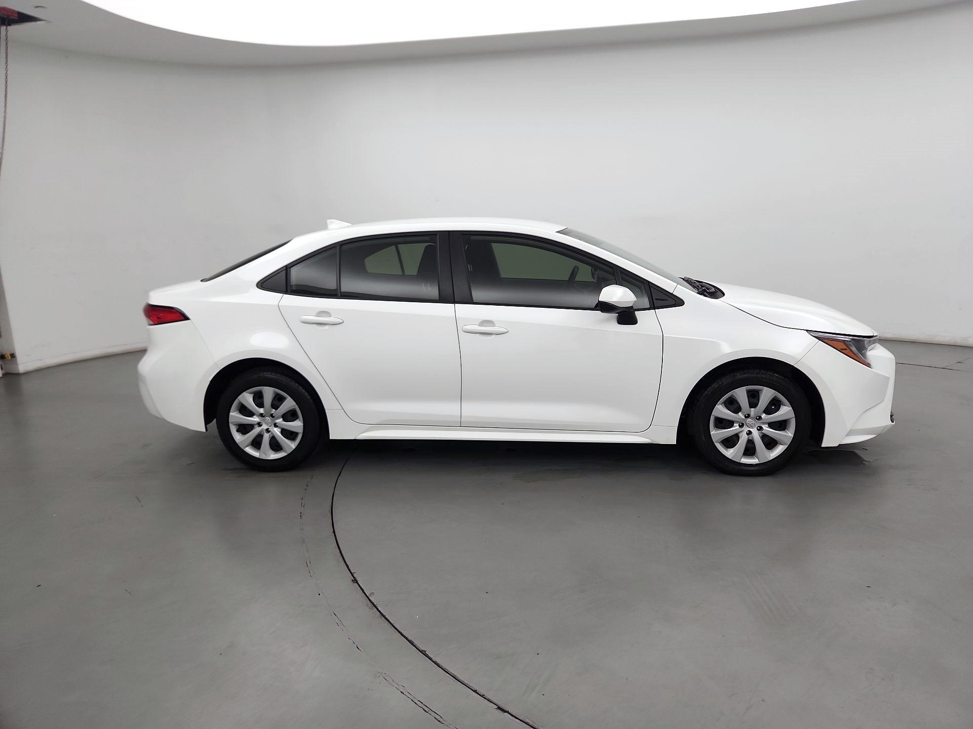 Thumbnail: 2023 Toyota Corolla - 4