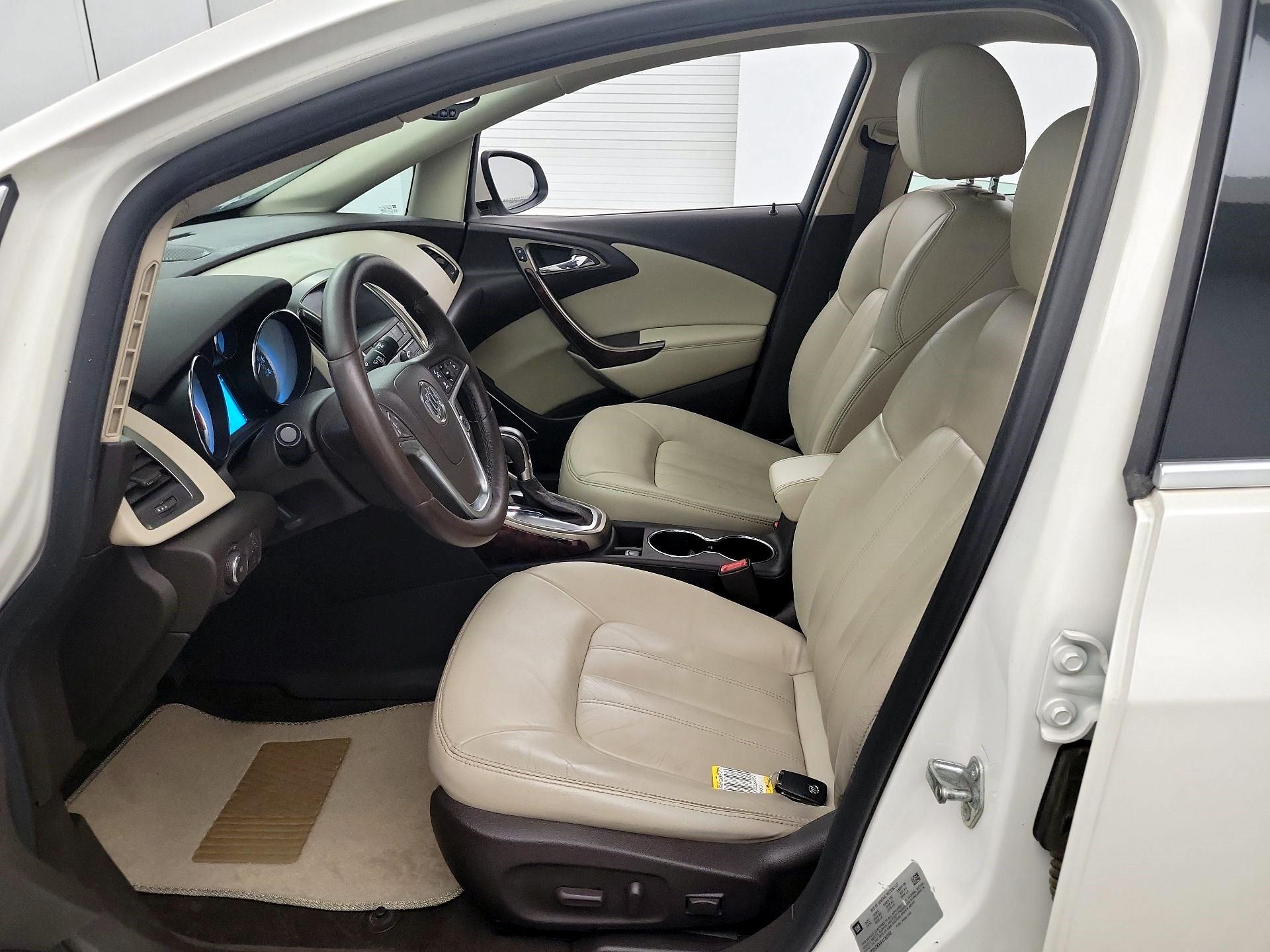 Thumbnail: 2016 Buick Verano - 9
