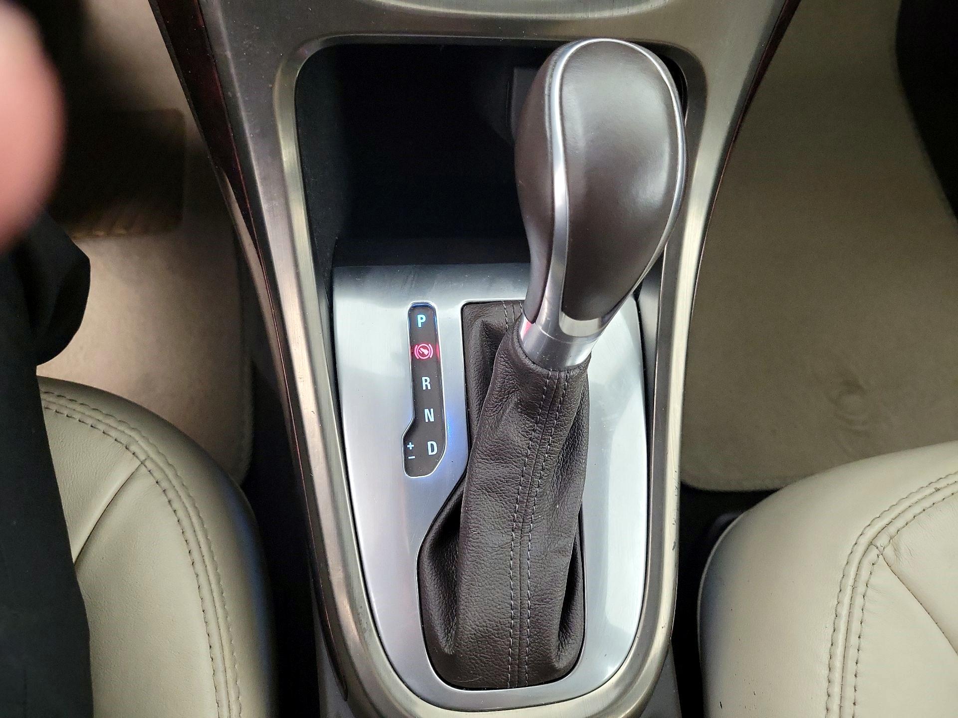 Thumbnail: 2016 Buick Verano - 15