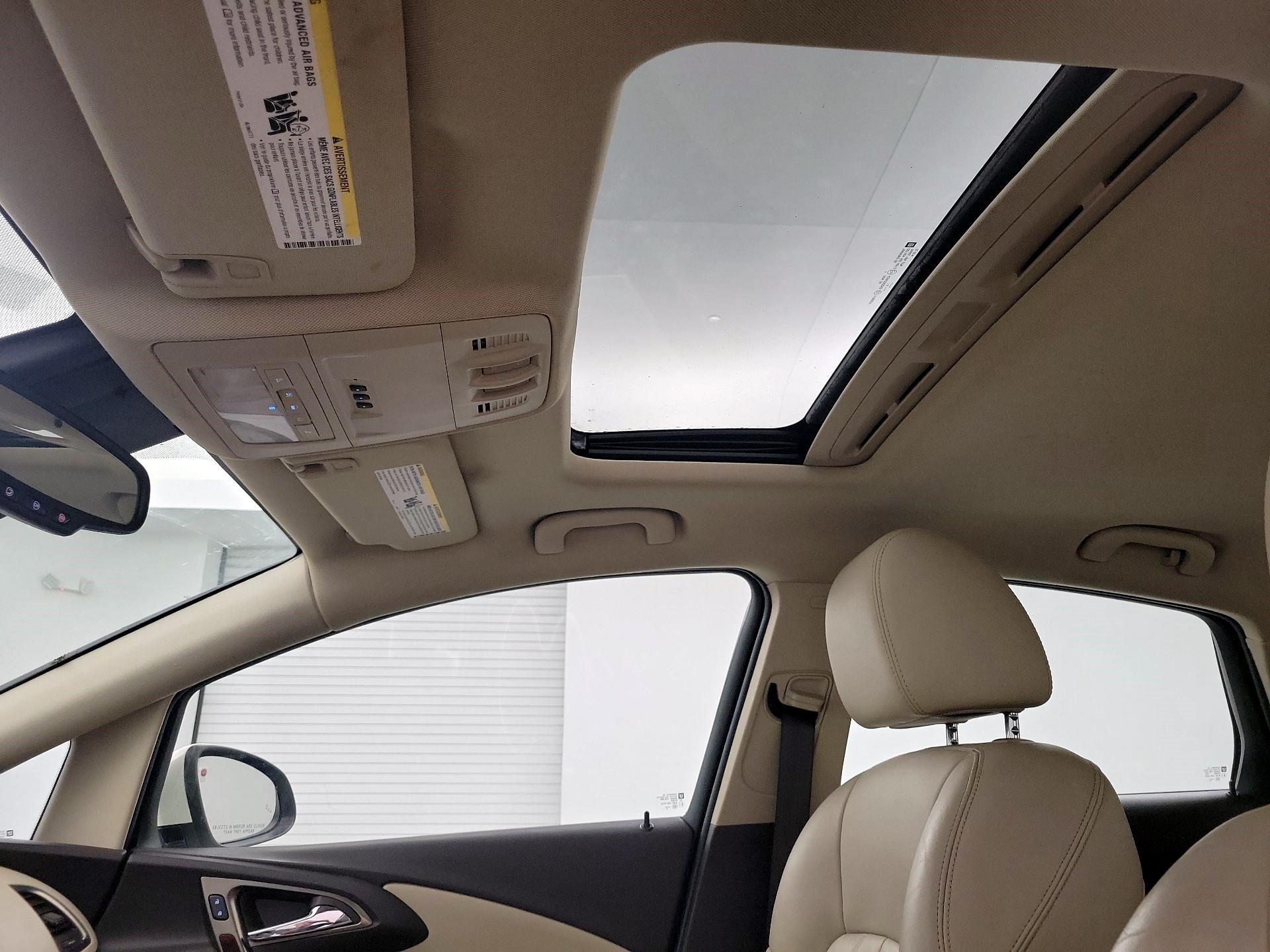 Thumbnail: 2016 Buick Verano - 17