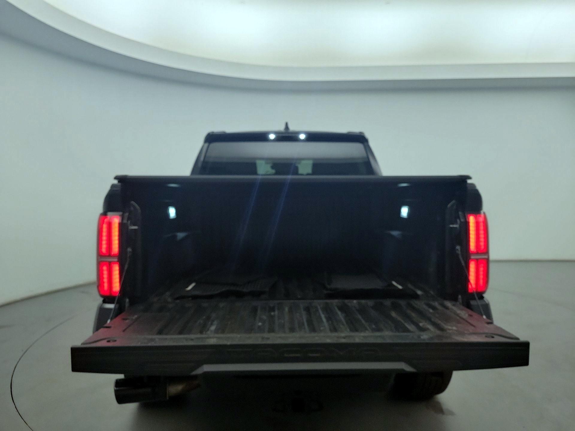 Thumbnail: 2024 Toyota Tacoma - 20