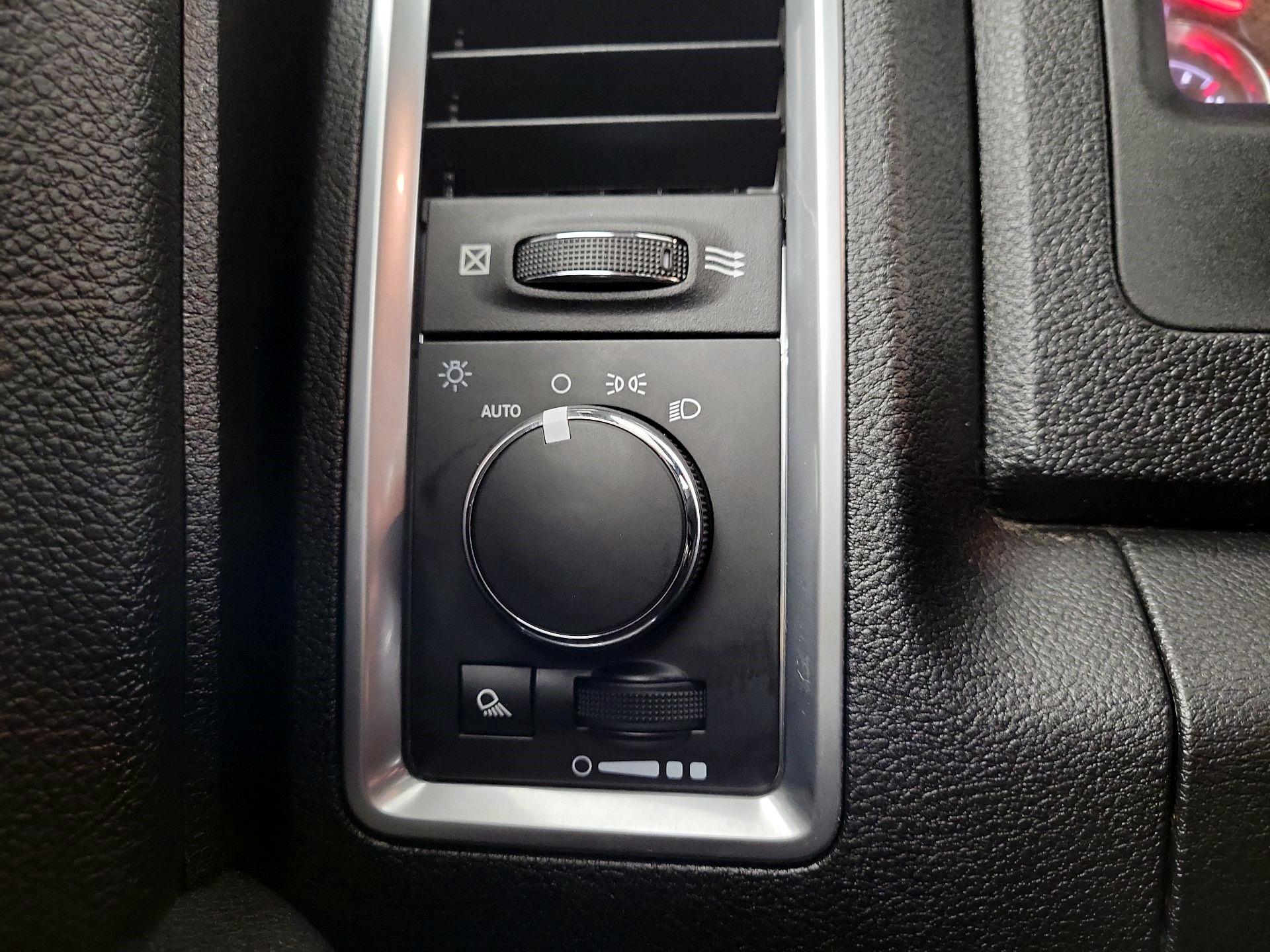 Thumbnail: 2021 RAM 1500 Classic - 11
