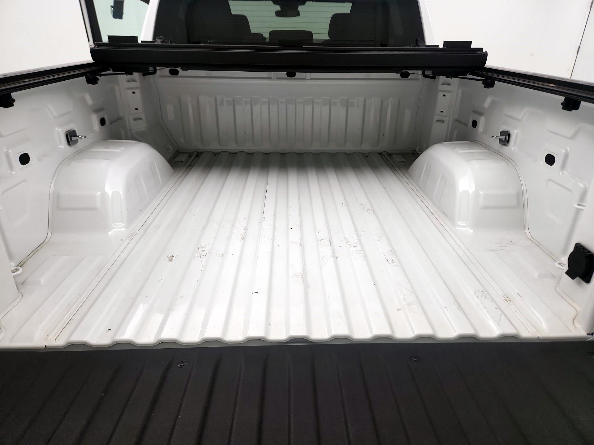 Thumbnail: 2023 Chevrolet Silverado 1500 - 18