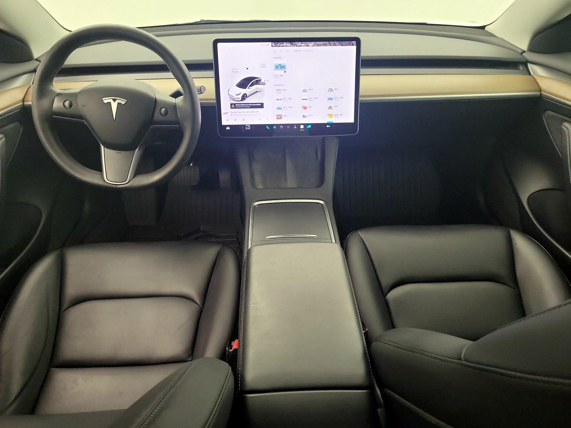 Thumbnail: 2023 Tesla Model 3 - 8