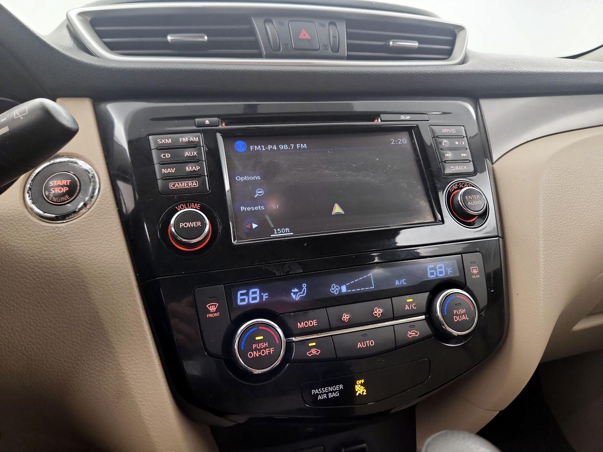 Thumbnail: 2016 Nissan Rogue - 12