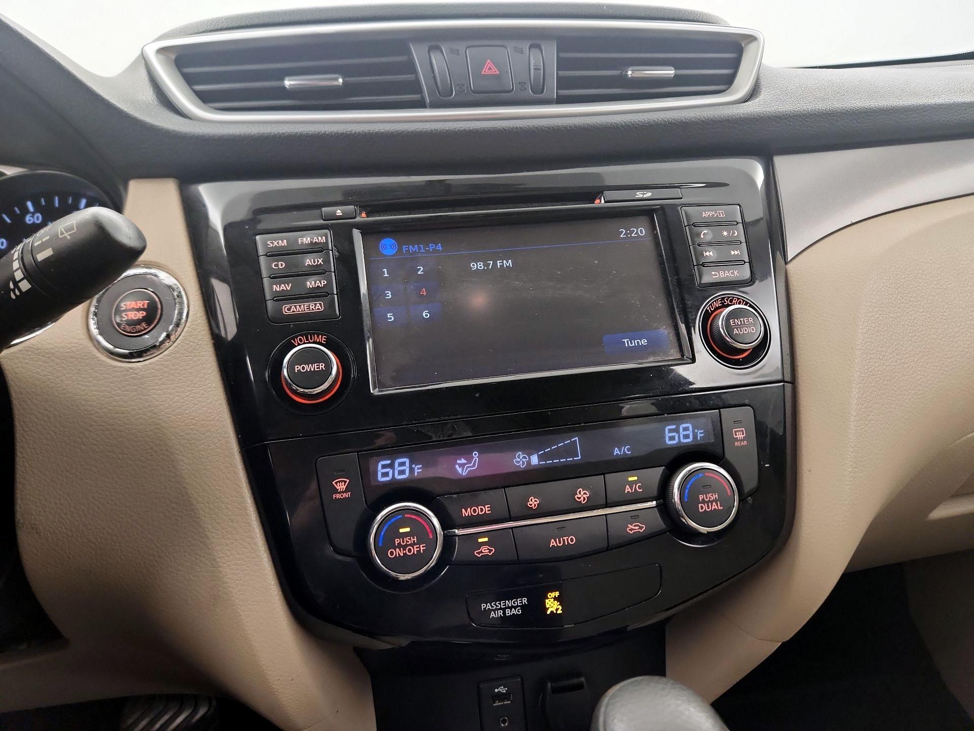 Thumbnail: 2016 Nissan Rogue - 14