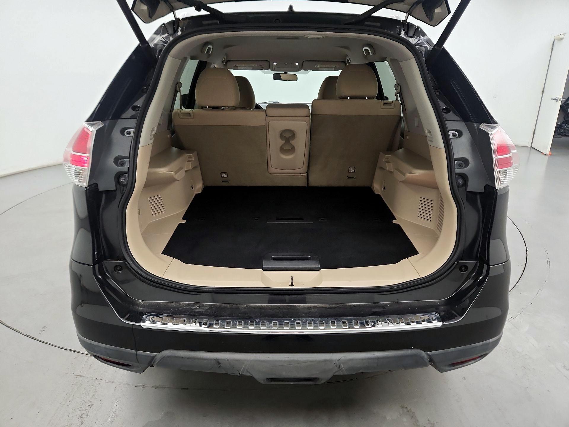 Thumbnail: 2016 Nissan Rogue - 19