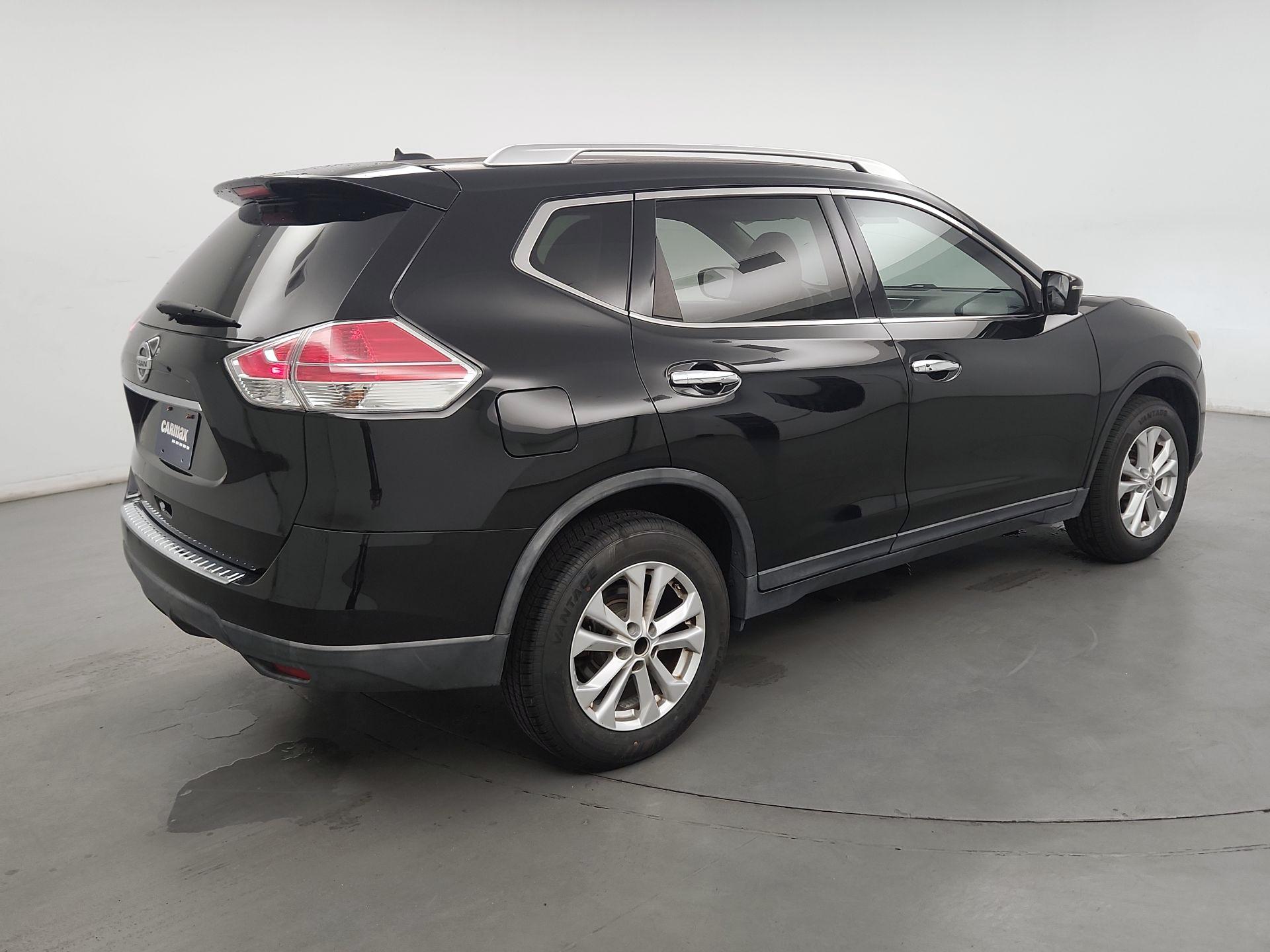 Thumbnail: 2016 Nissan Rogue - 5