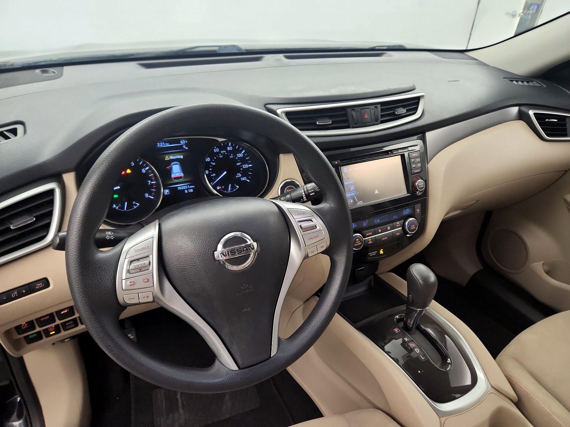 Thumbnail: 2016 Nissan Rogue - 8