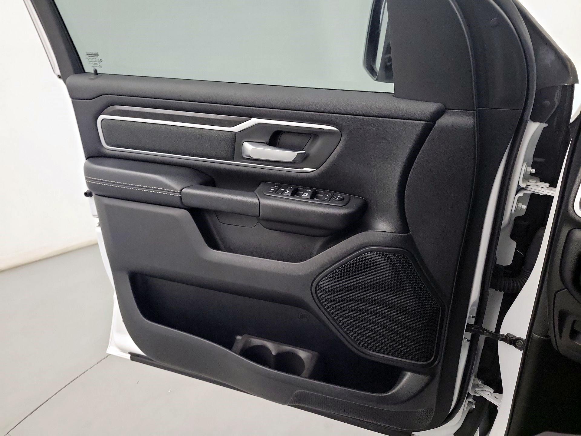 Thumbnail: 2020 RAM 1500 - 10