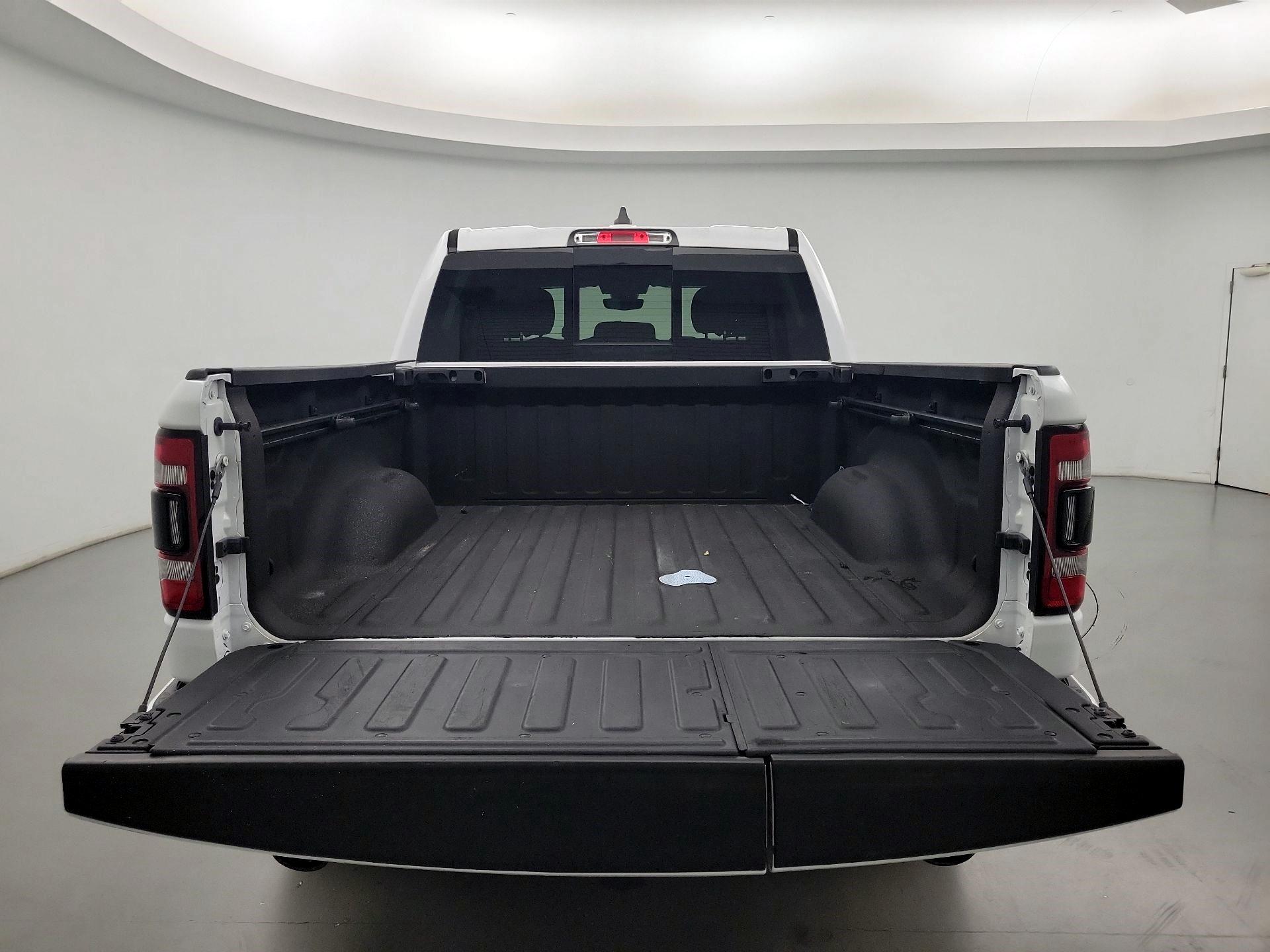 Thumbnail: 2020 RAM 1500 - 19
