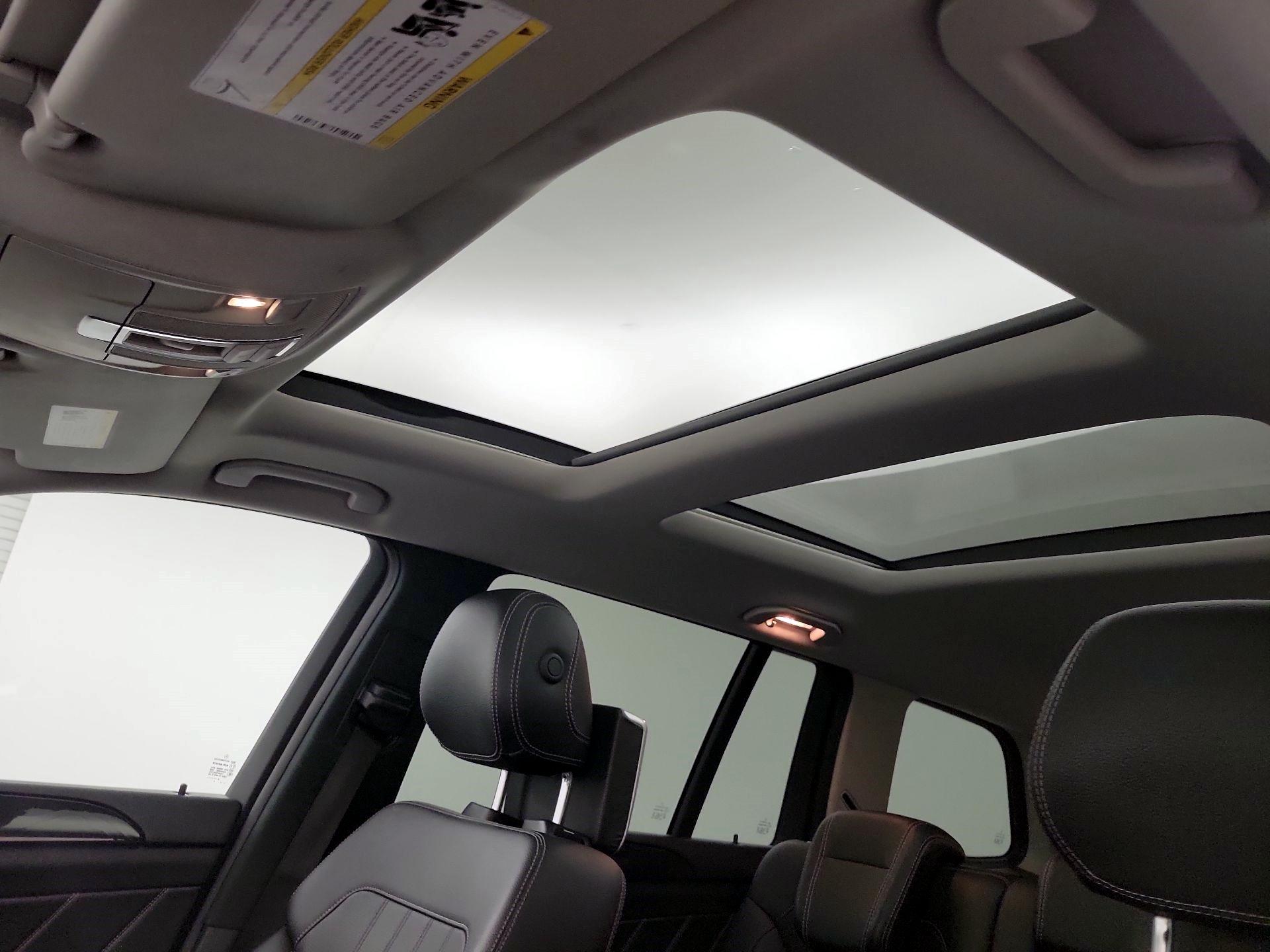 Thumbnail: 2016 Mercedes-Benz GL-Class - 18