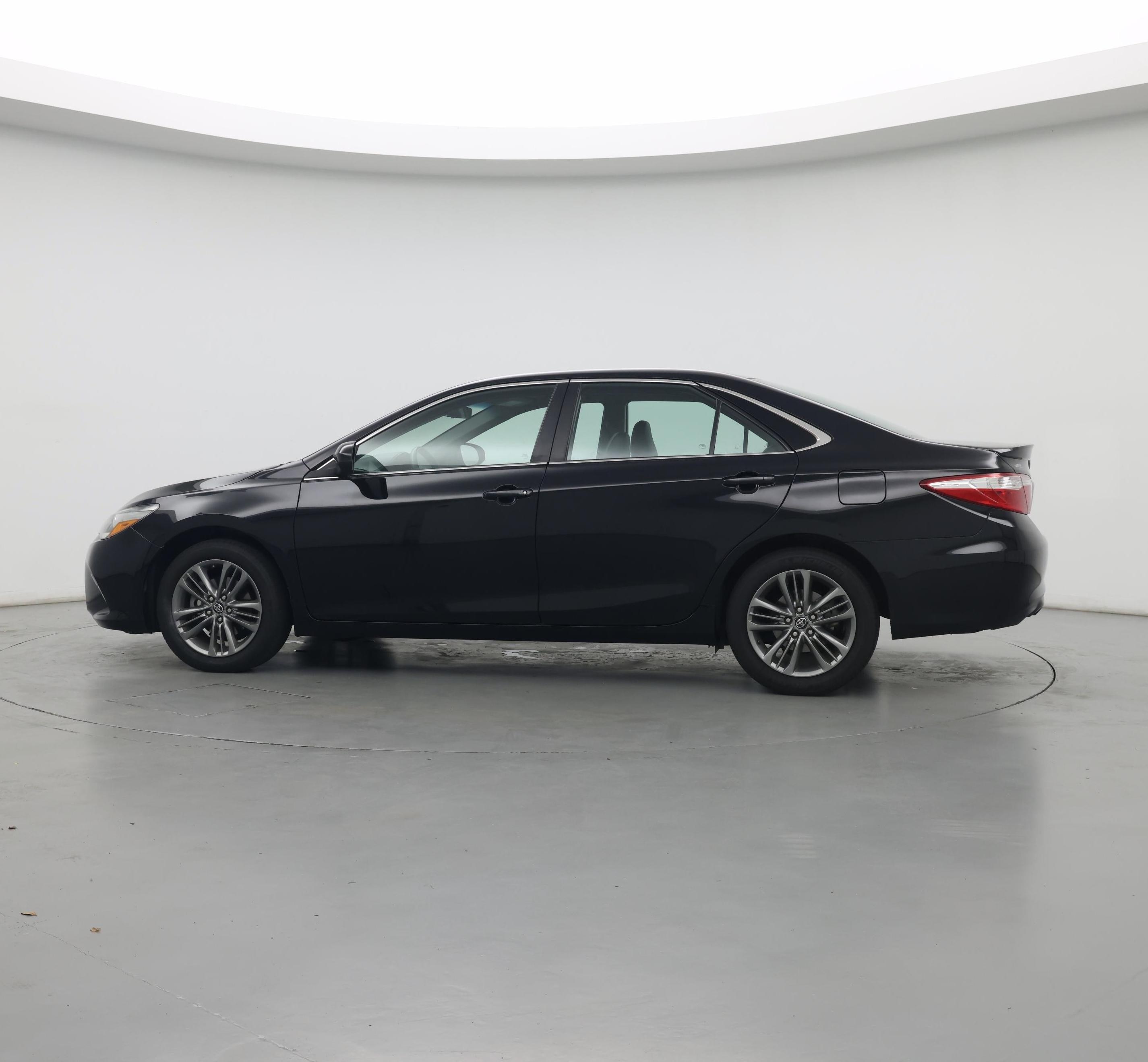 Thumbnail: 2017 Toyota Camry - 5