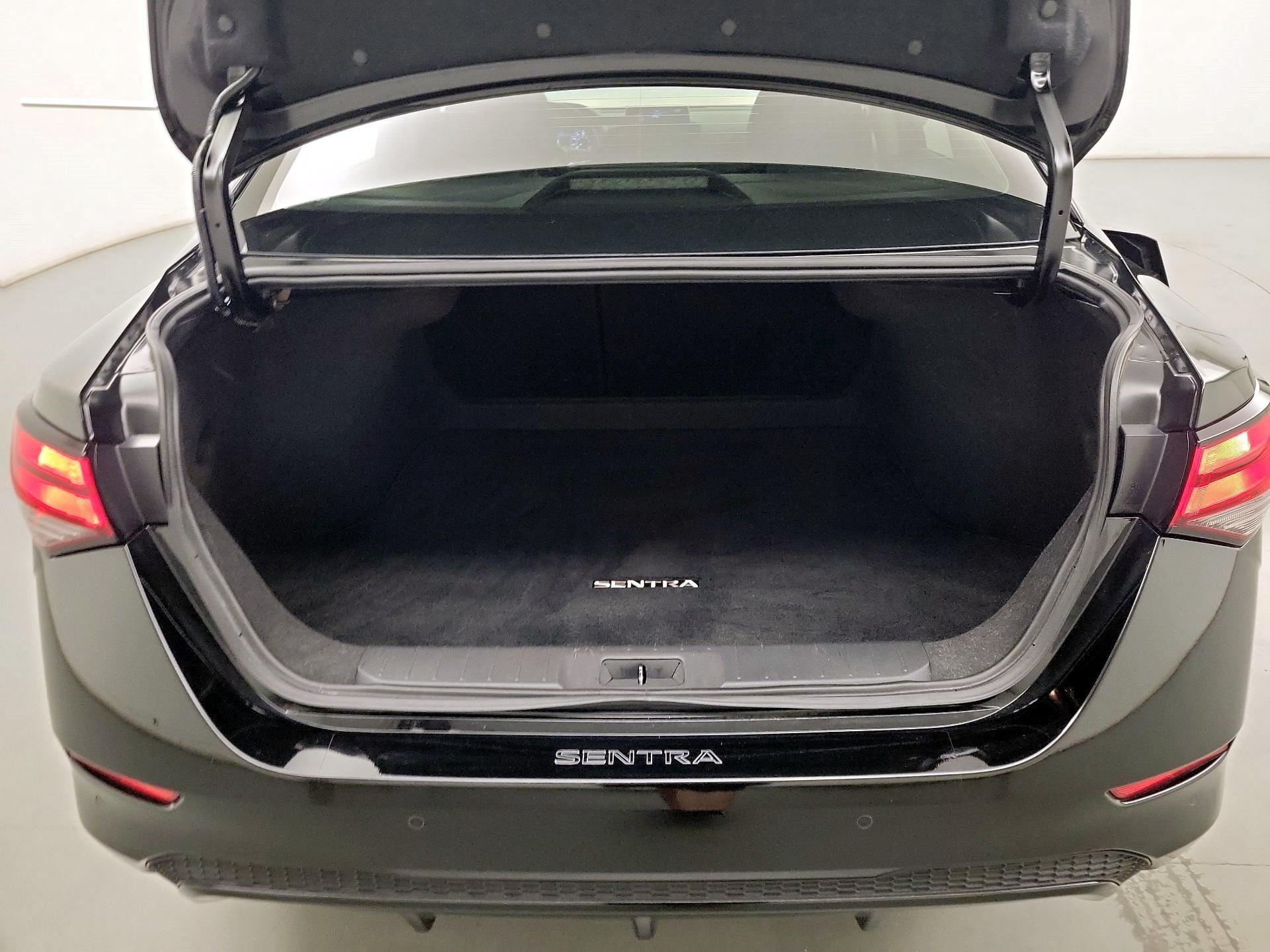 Thumbnail: 2024 Nissan Sentra - 18