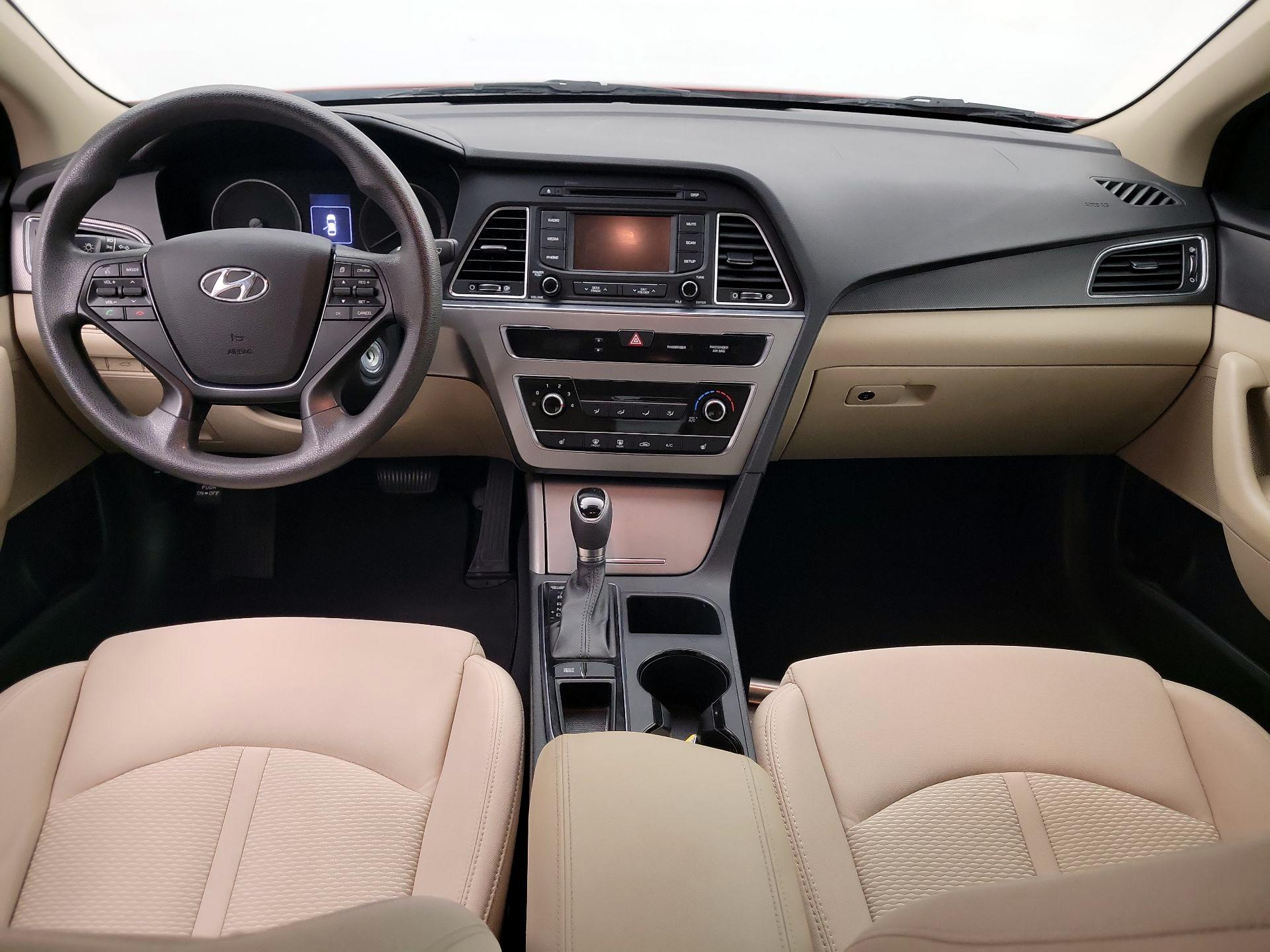 Thumbnail: 2015 Hyundai Sonata - 9