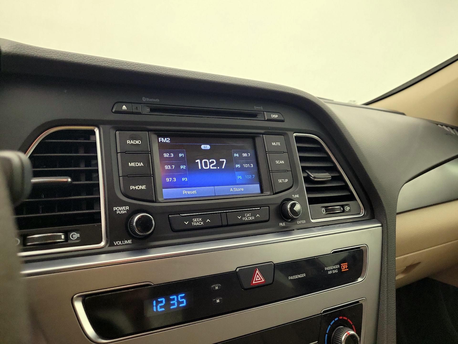 Thumbnail: 2015 Hyundai Sonata - 15