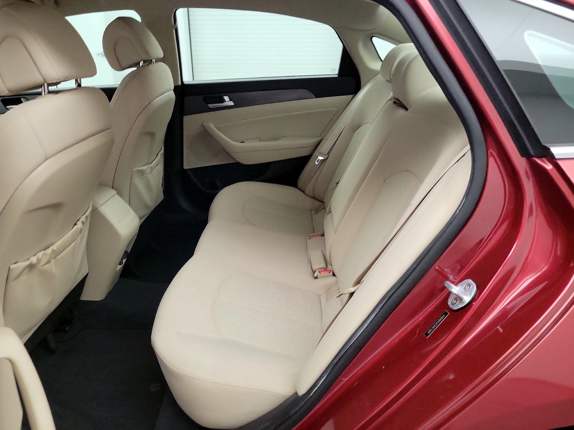Thumbnail: 2015 Hyundai Sonata - 19