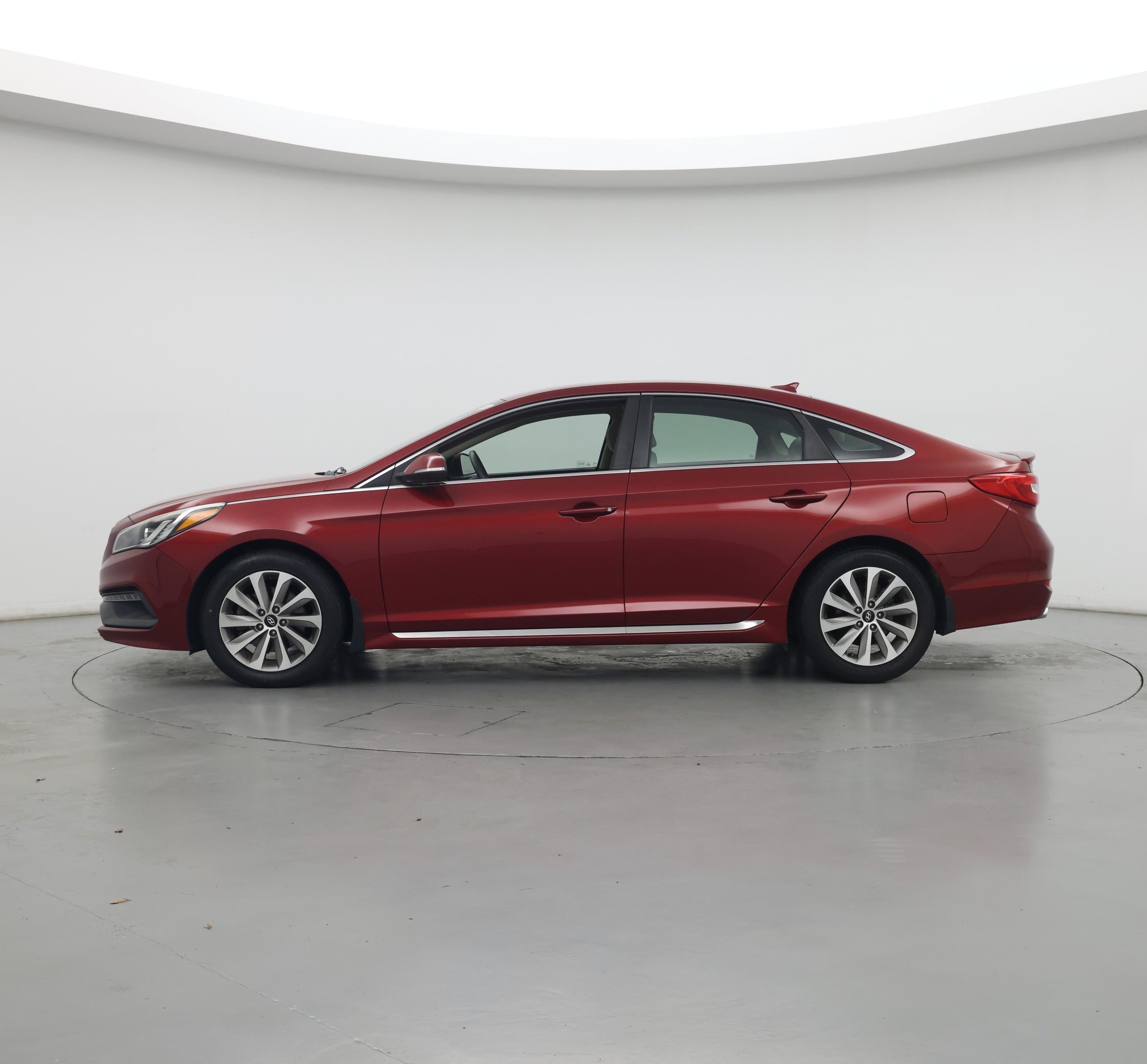 Thumbnail: 2015 Hyundai Sonata - 3
