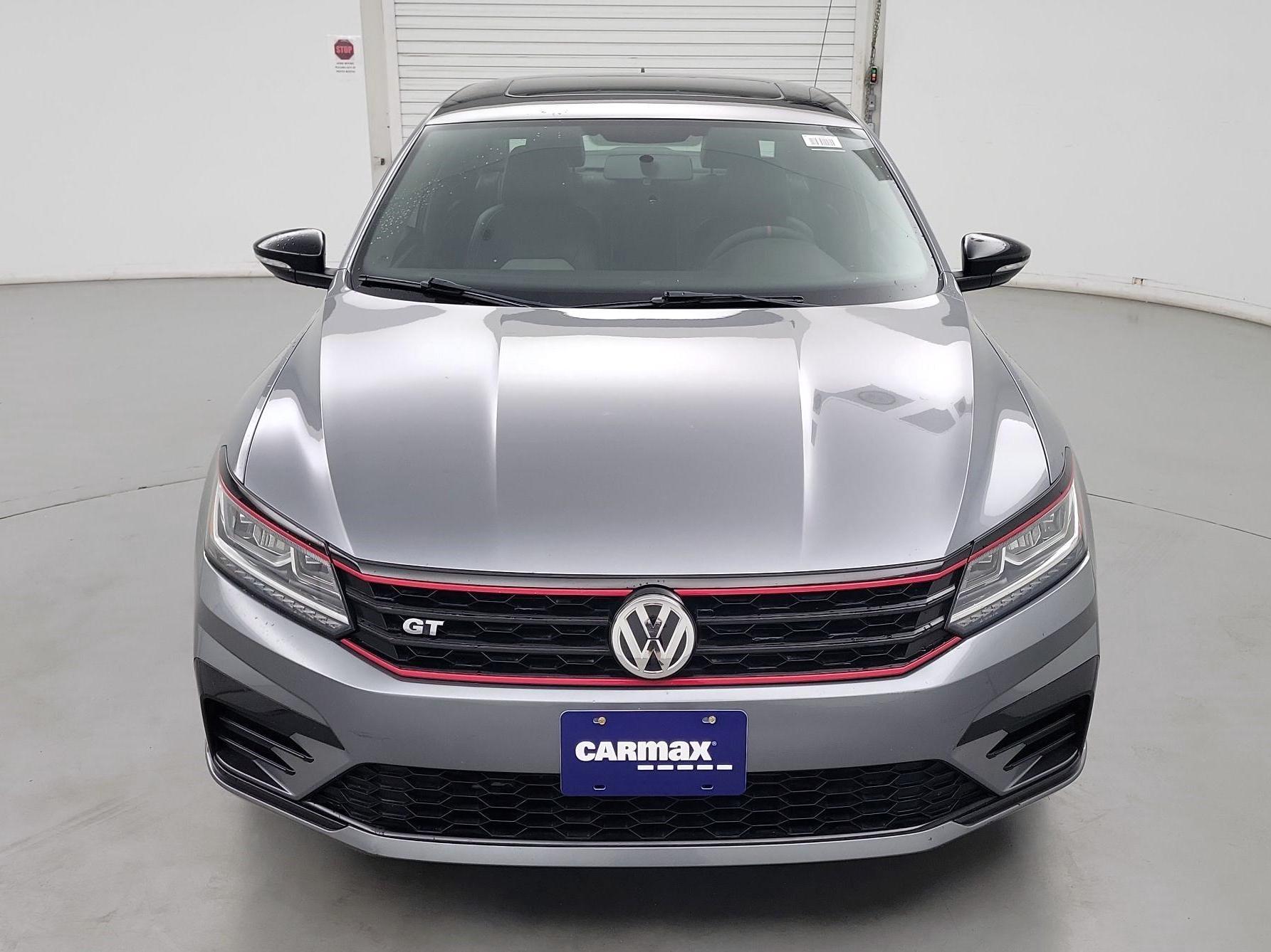 Thumbnail: 2018 Volkswagen Passat - 2