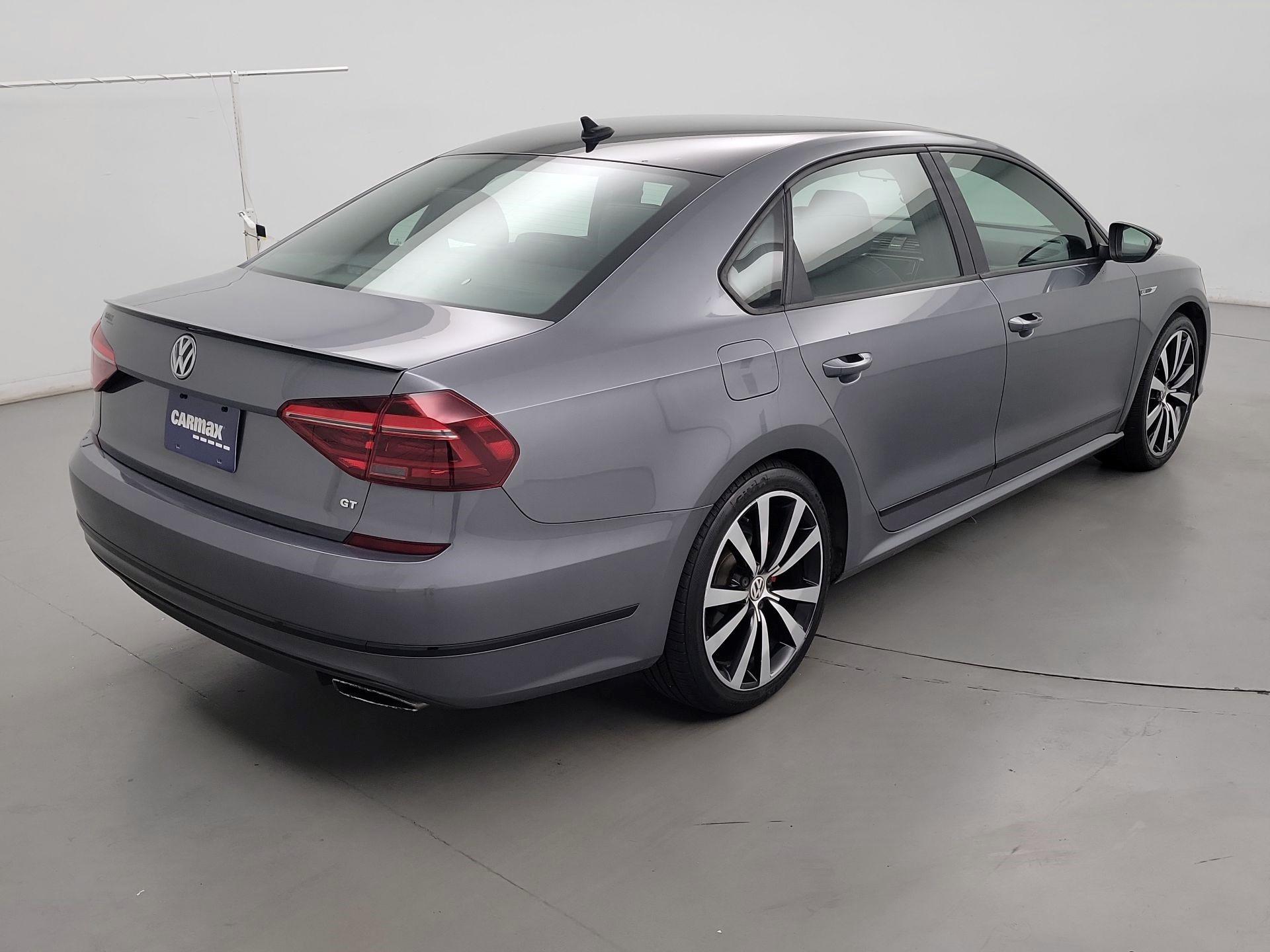 Thumbnail: 2018 Volkswagen Passat - 5