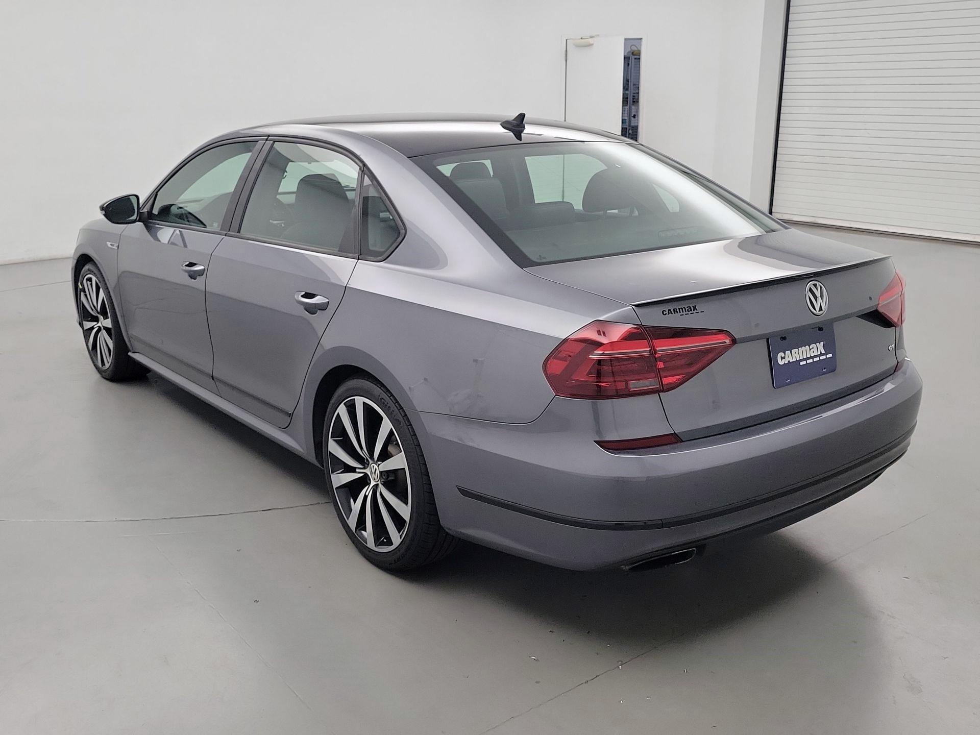 Thumbnail: 2018 Volkswagen Passat - 7